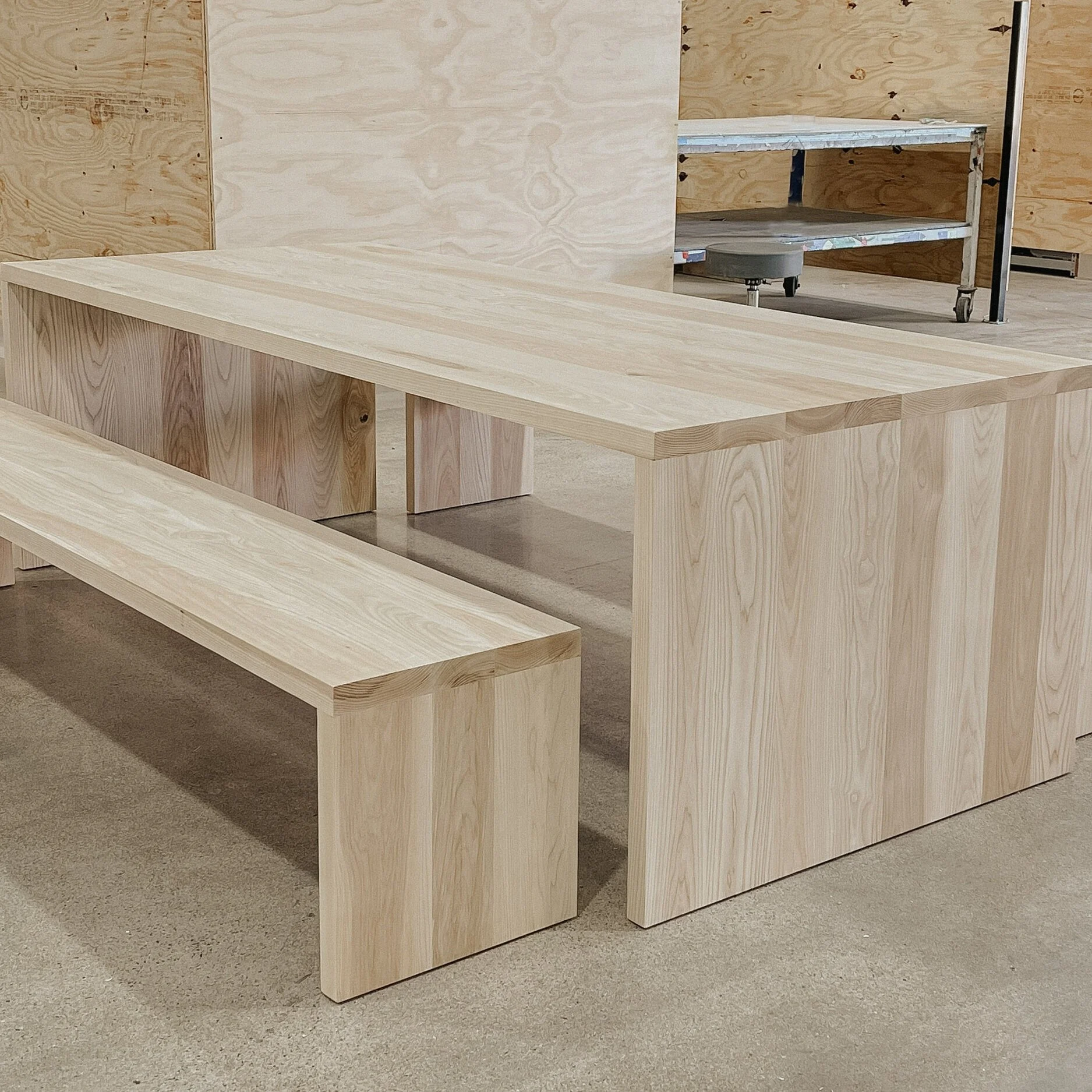 Calypso Dining Table