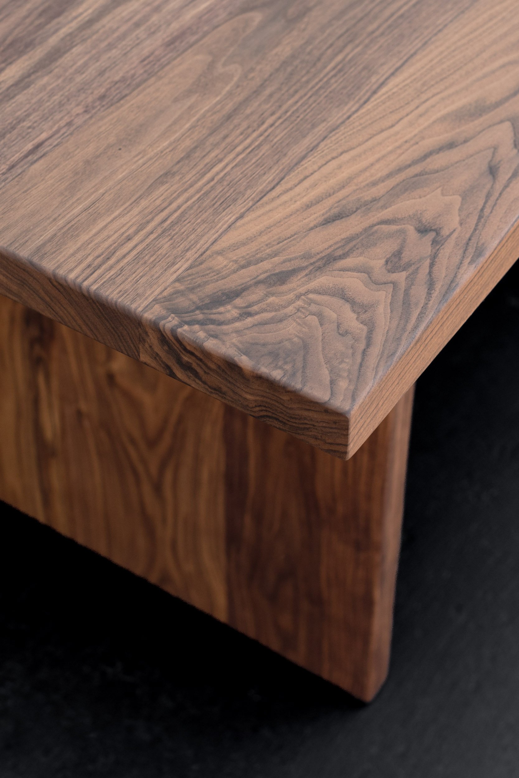 2022-Meridian Walnut Dining Table_Casa Dega Design-9.jpg