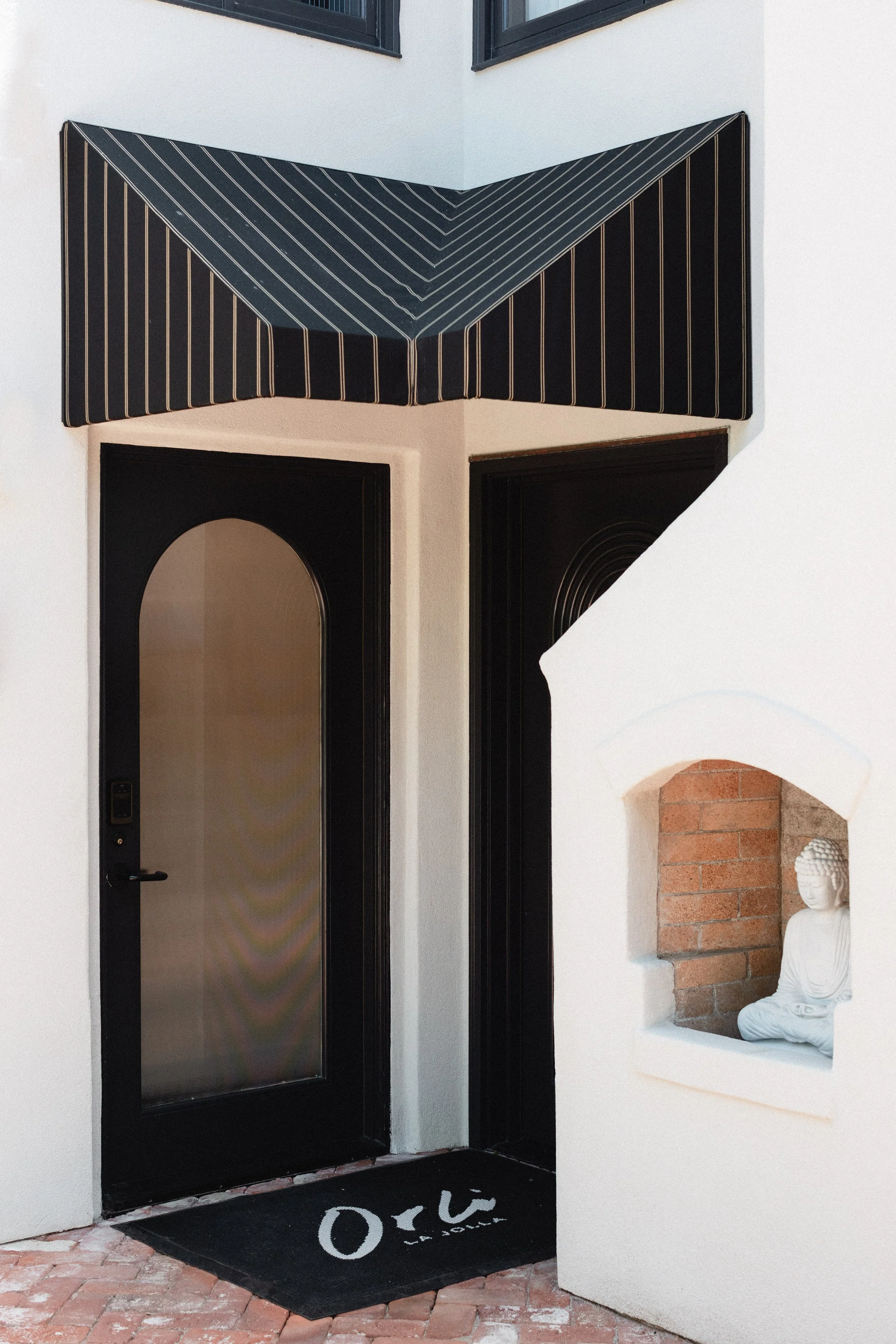 2023-08-04_Casa Dega Design_Orli La Jolla_Reception Desk-4.jpg