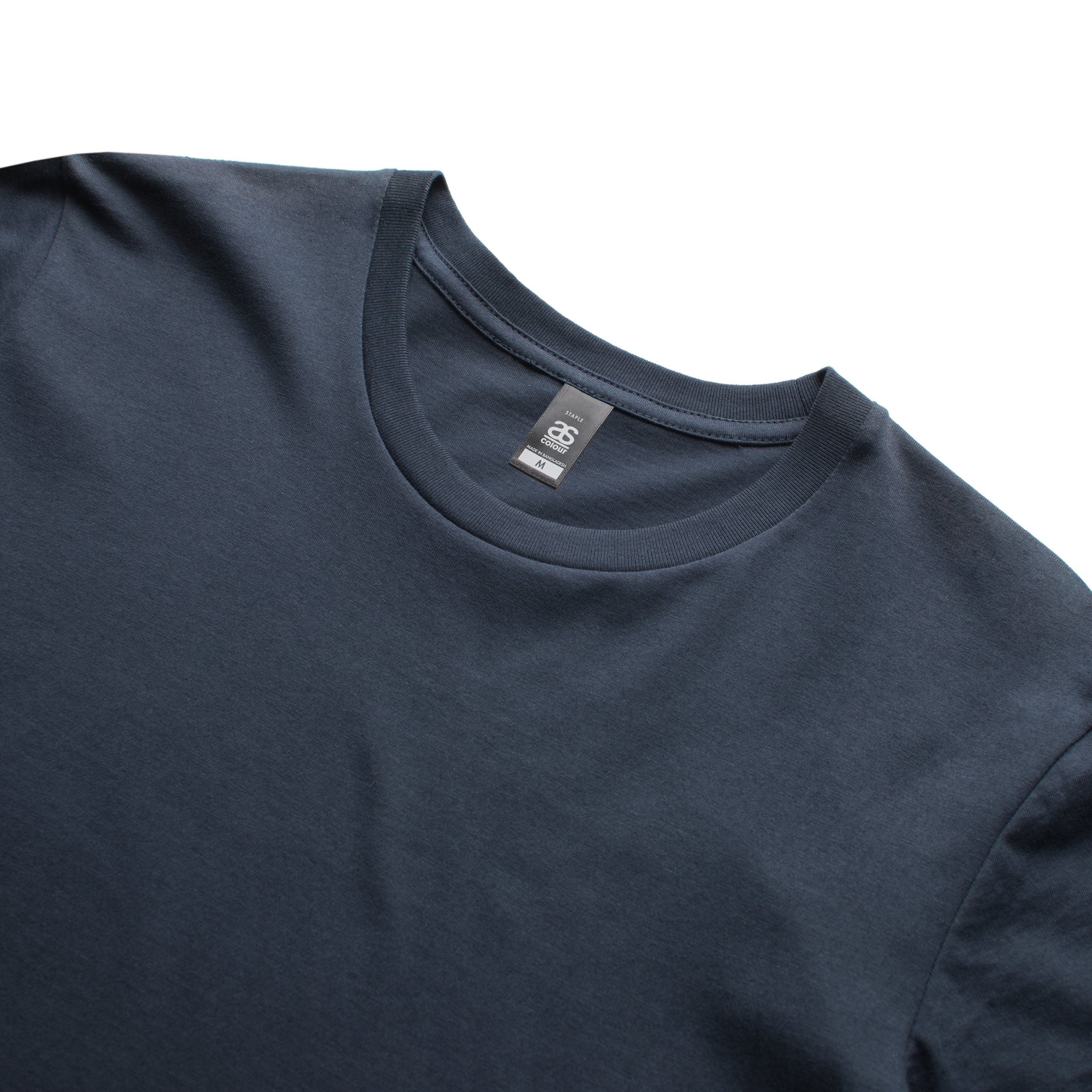 STAPLE_DETAIL_NECK.jpg