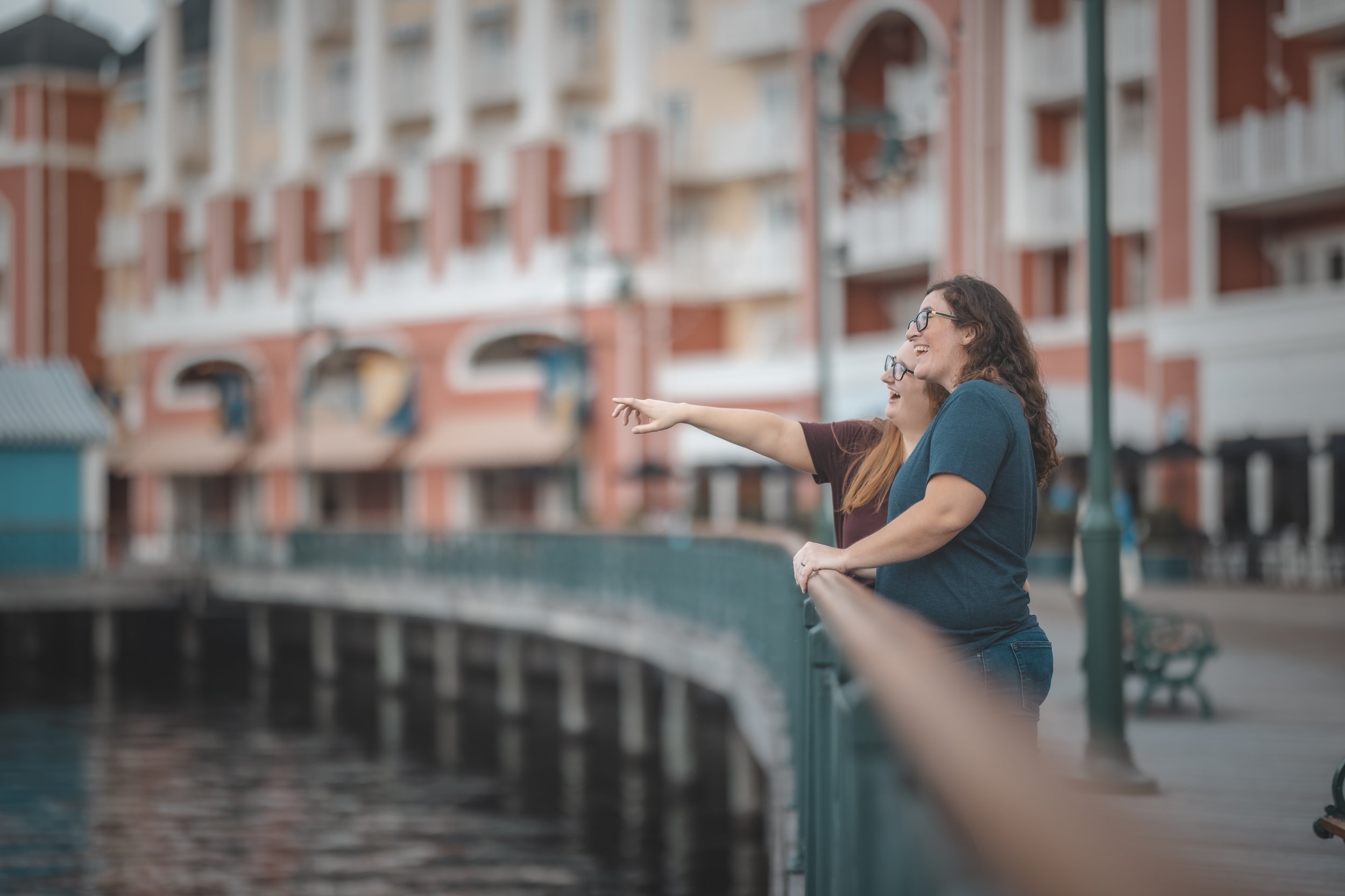 Erica & Cristina eng.jpg