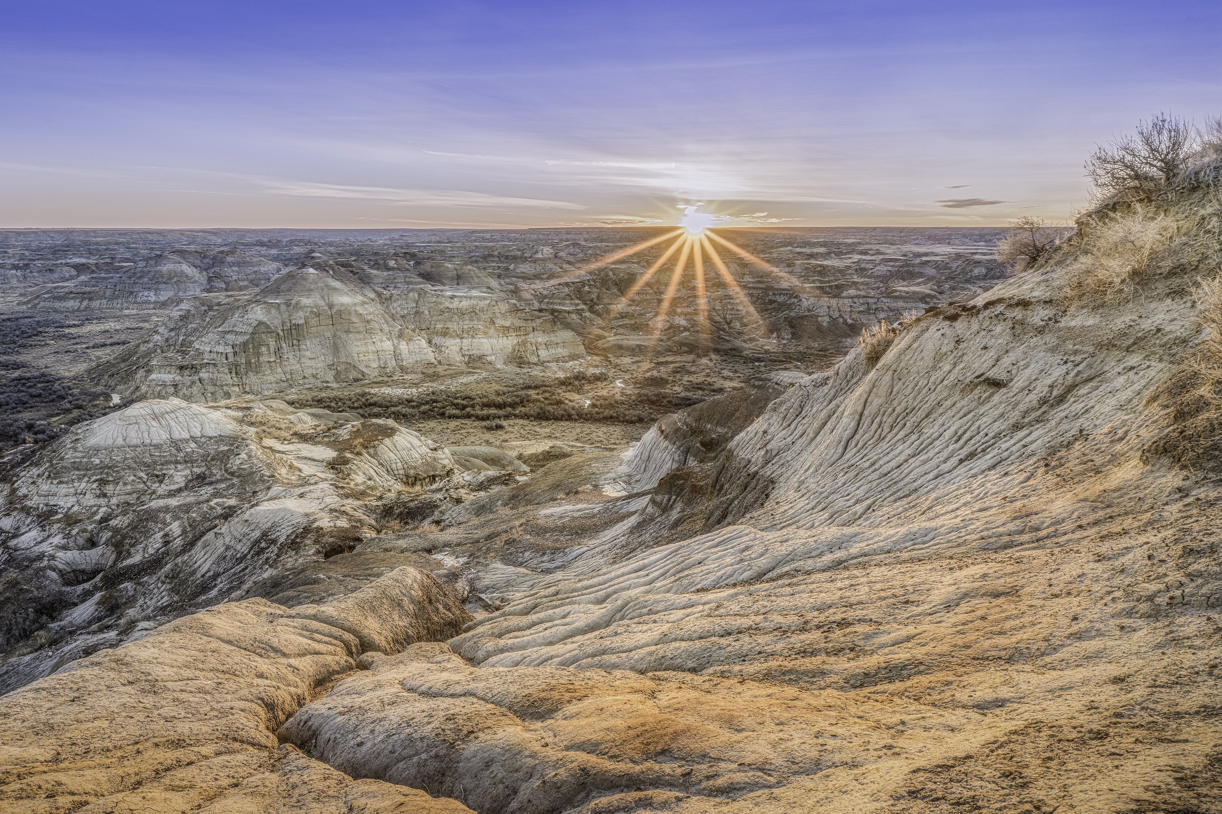 Sunrise at Dinosaur Provincial Jan 2022 .jpg