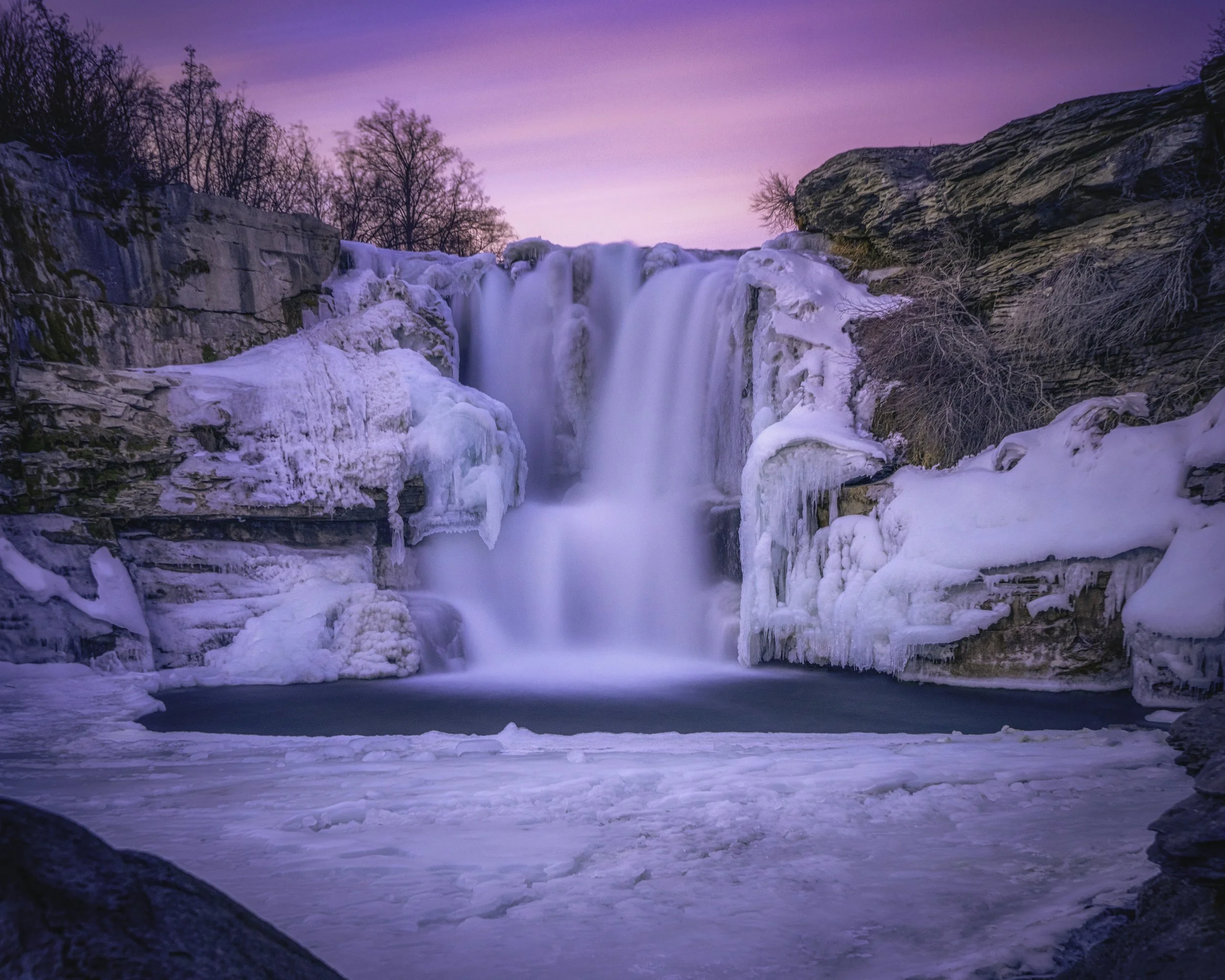 Lundbreck Falls Sunrise Singular Fall Final Jan 2021 .jpg