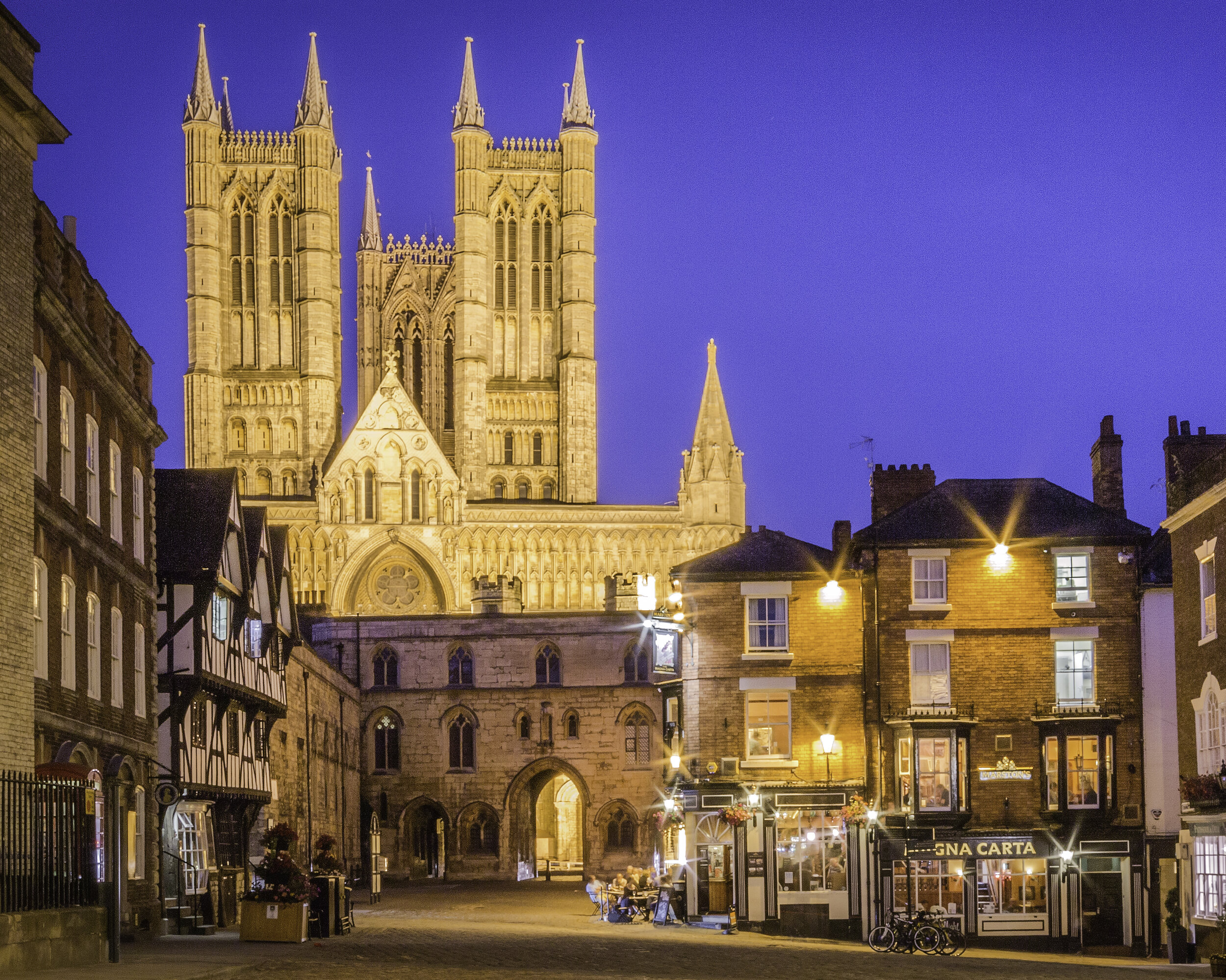 Castle Square Evening Out 2015 .jpg