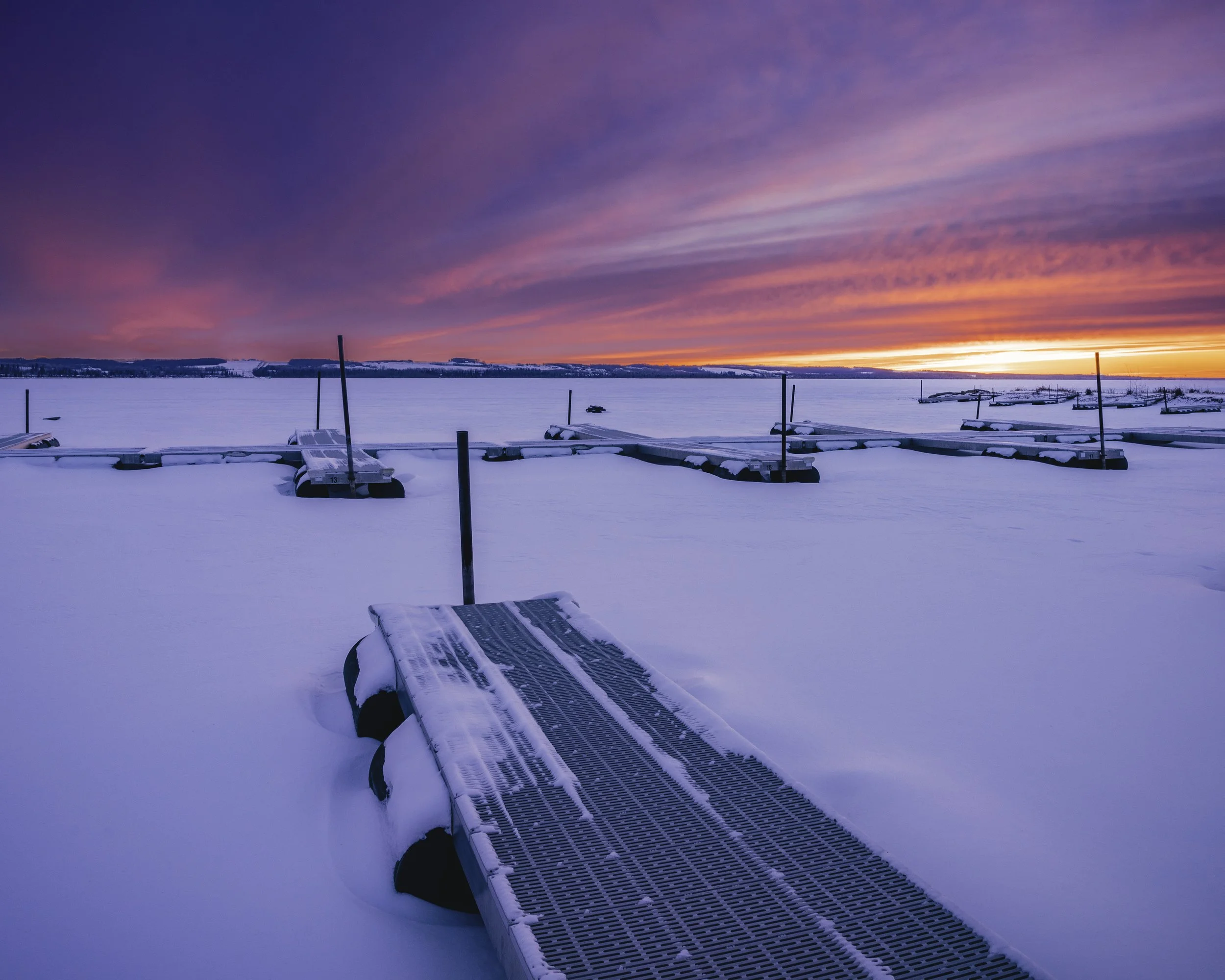 Sunrise Gull Lake Dec 2021 .jpg