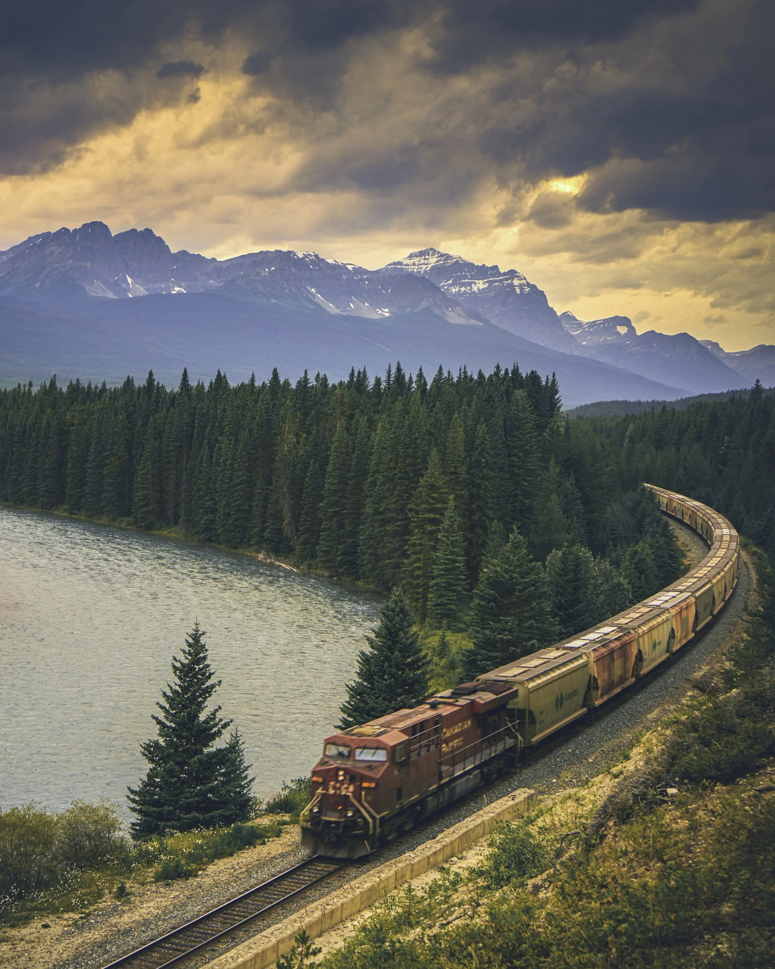 Train at Storm Mountain Colour .jpg