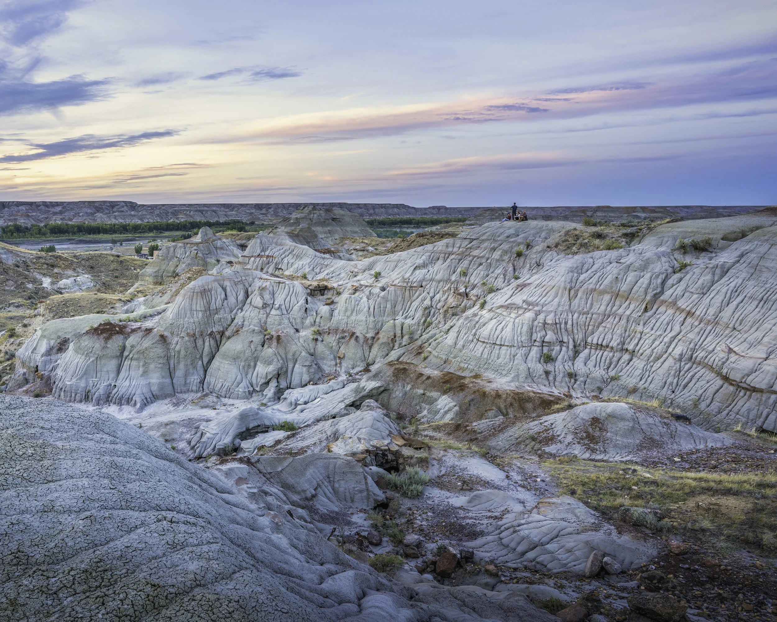 Sunset Dinosaur Provincial Park Sep 2021 .jpg