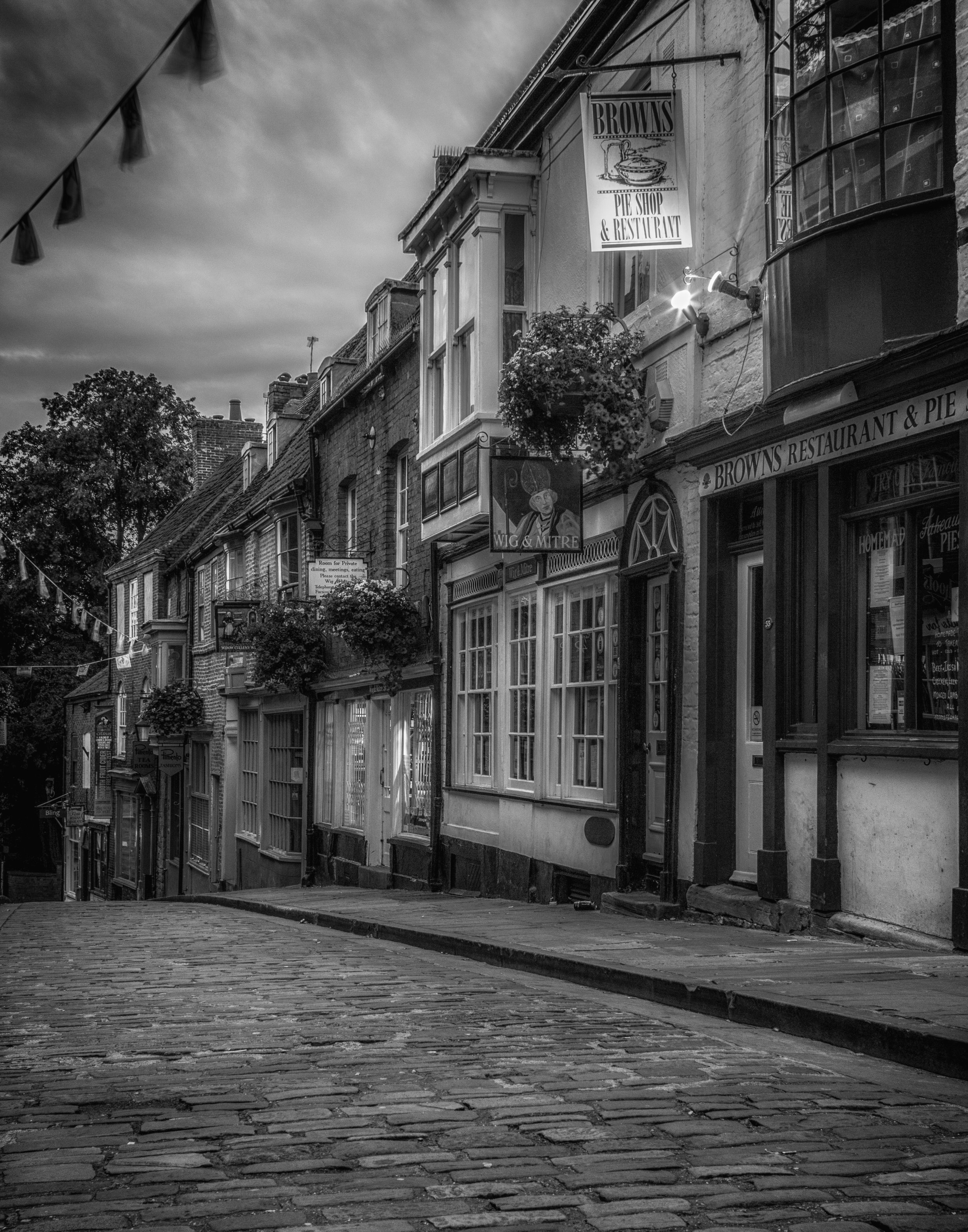 Vintage Lincoln 2015.jpg