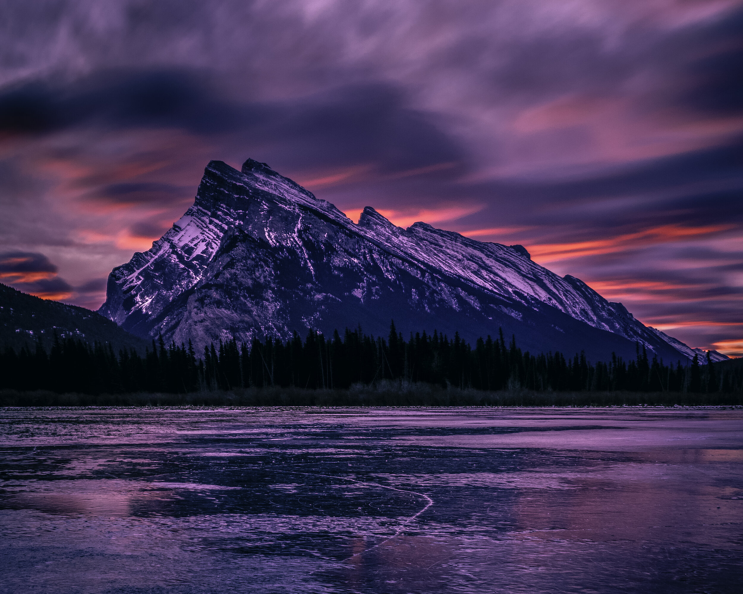 Mount Rundle in pink Sunrise late 2020 .jpg