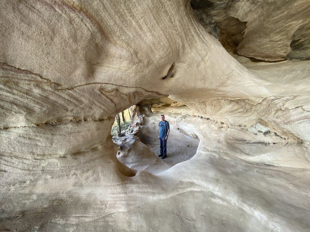 Pillaga Sandstone caves