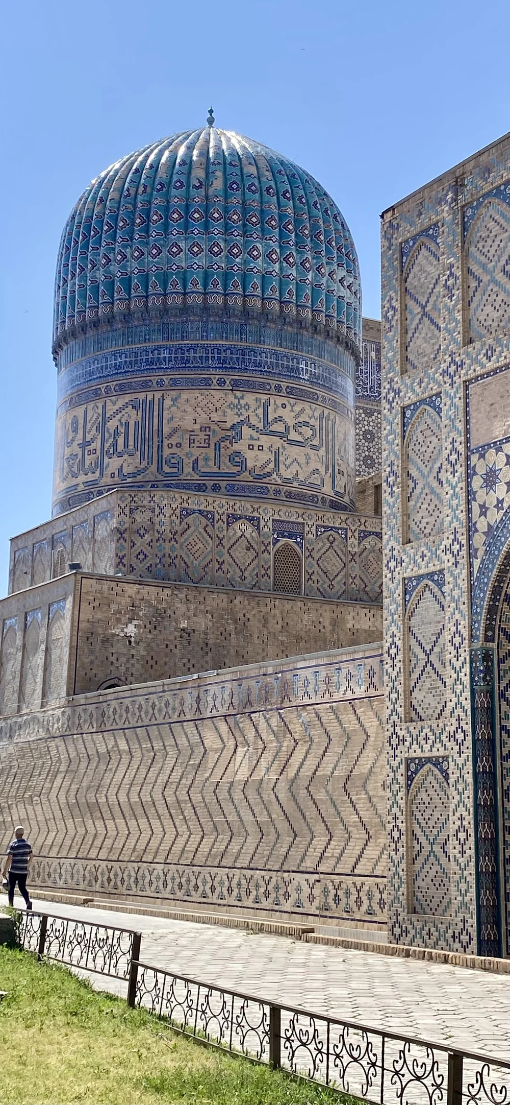 Bibi-Khanum Mosque .jpeg