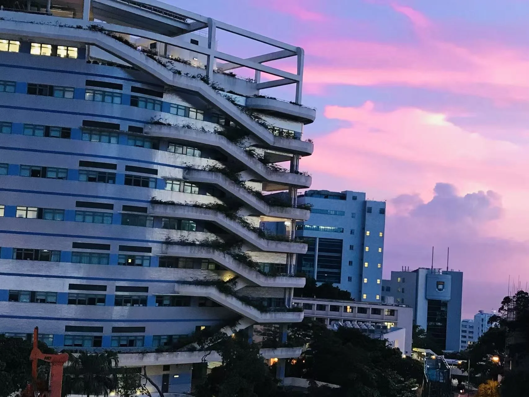 2019-06-08 Sunset @ HKU LKS Medicine