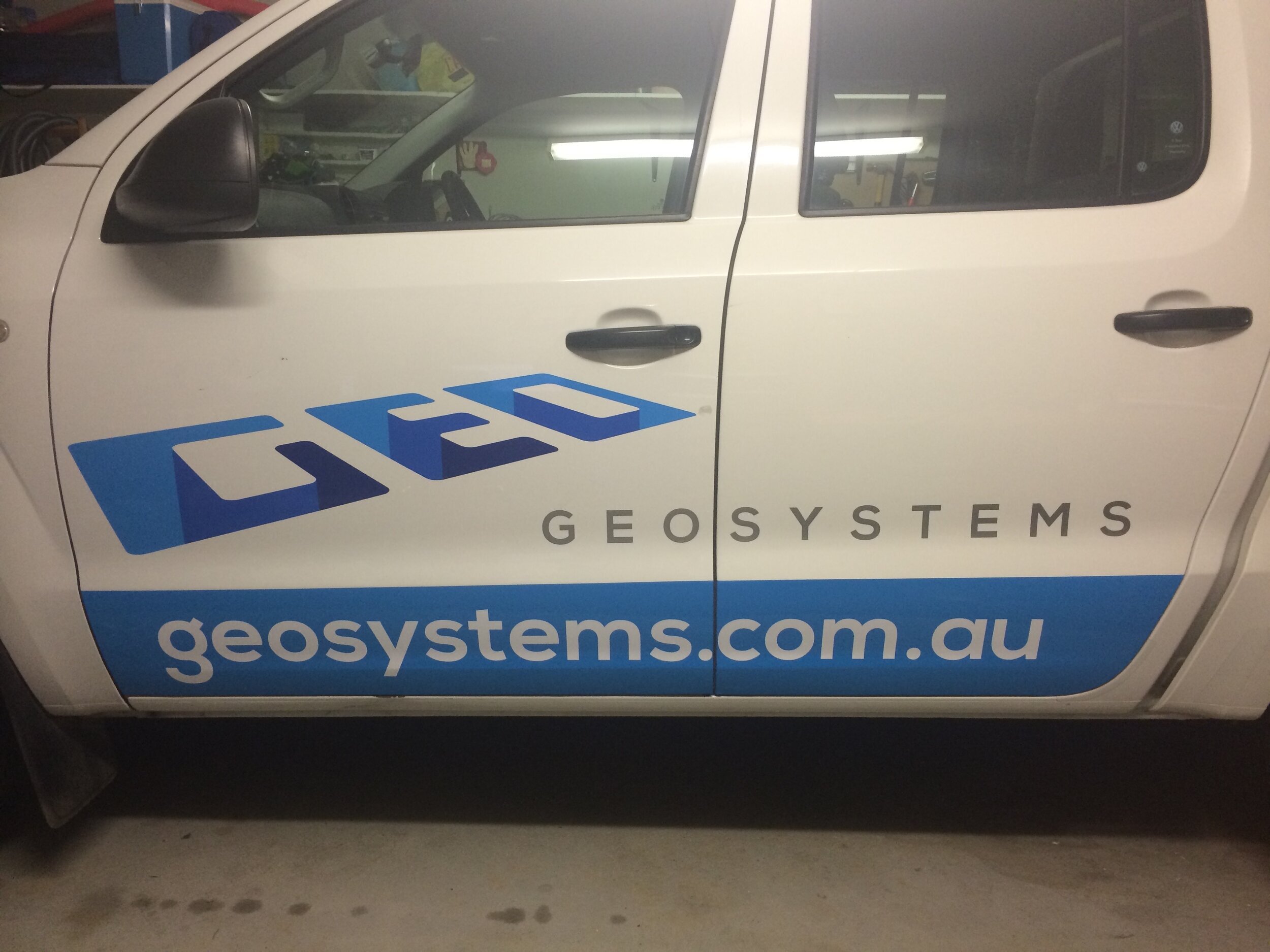 GEO Systems ute signage passenger side.jpg
