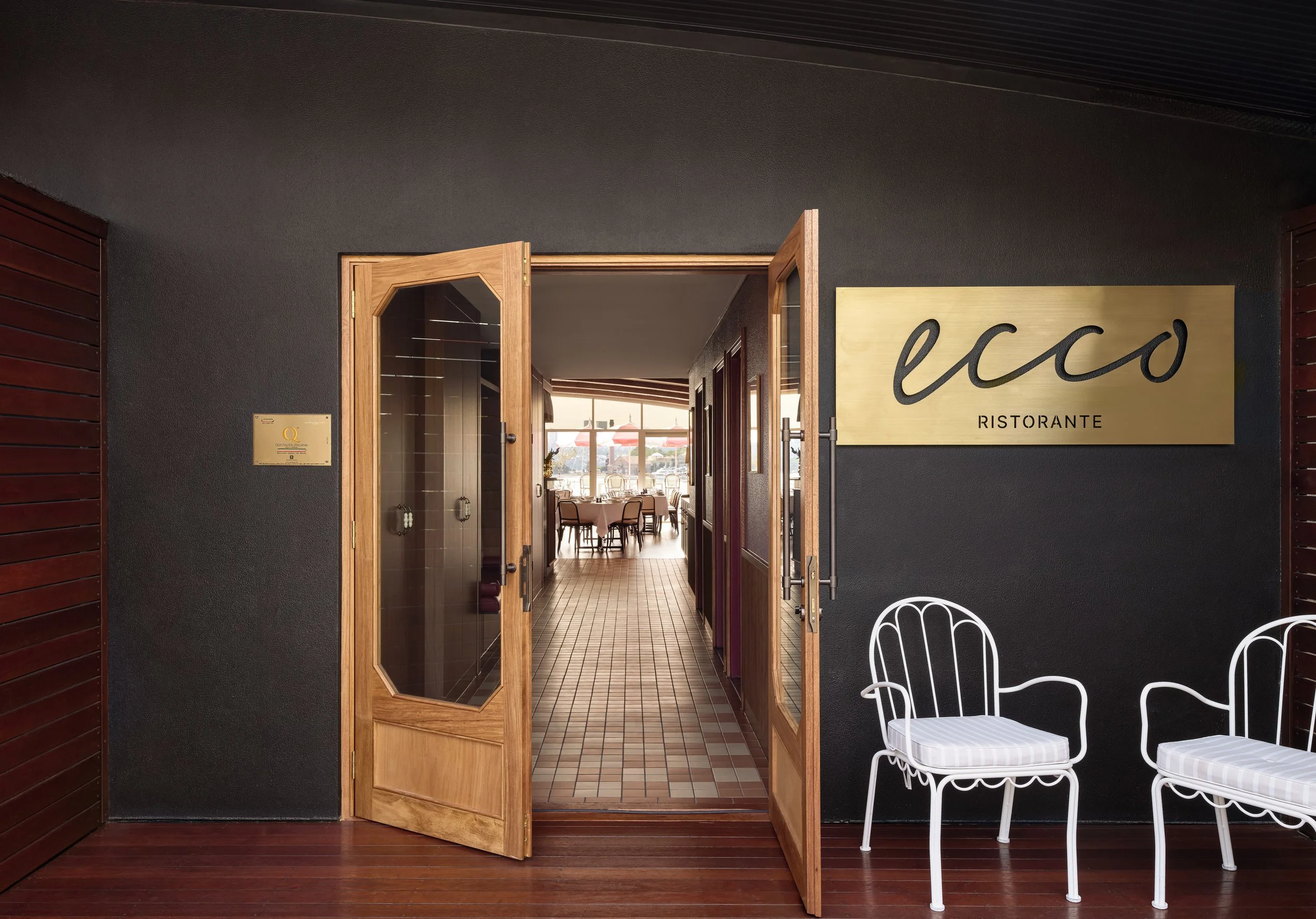 Why Waterfront Dining in Sydney Sets the Tone for 2026