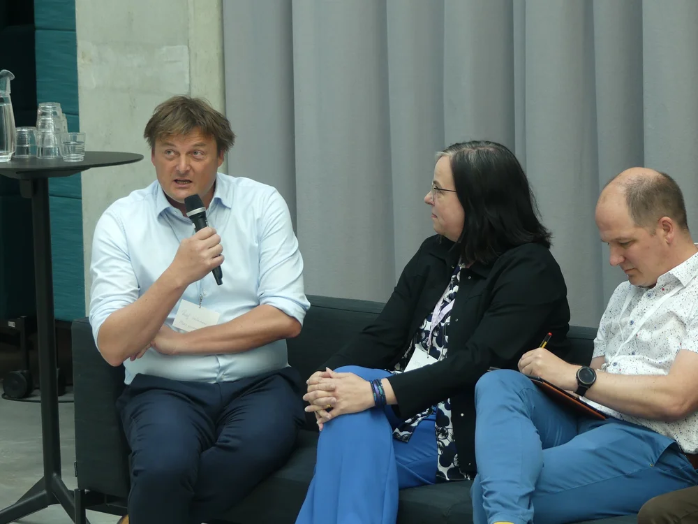 Mr Roelof Hellemans (MaaS Alliance) at the Roundtable 2