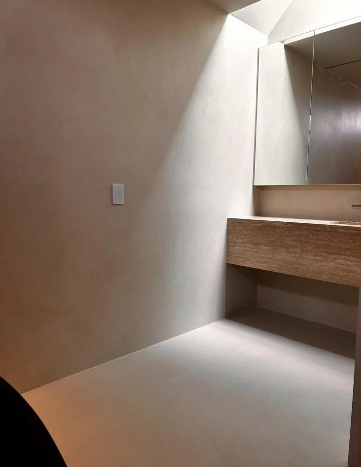 concrete-look-bathroom-floor.jpeg