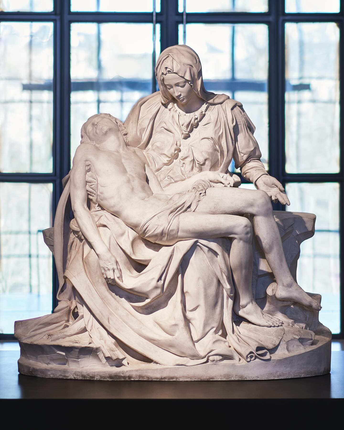 Carved onto the sash draped across Mary&rsquo;s chest of Michelangelo&rsquo;s &lsquo;St. Peter&rsquo;s Piet&agrave;&rsquo; reads &ldquo;MICHA&Euml;LANGELVS BONAROTVS FLORENTINVS&rdquo; (translated in English &ldquo;Michelangelo Buonarroti Florentine 