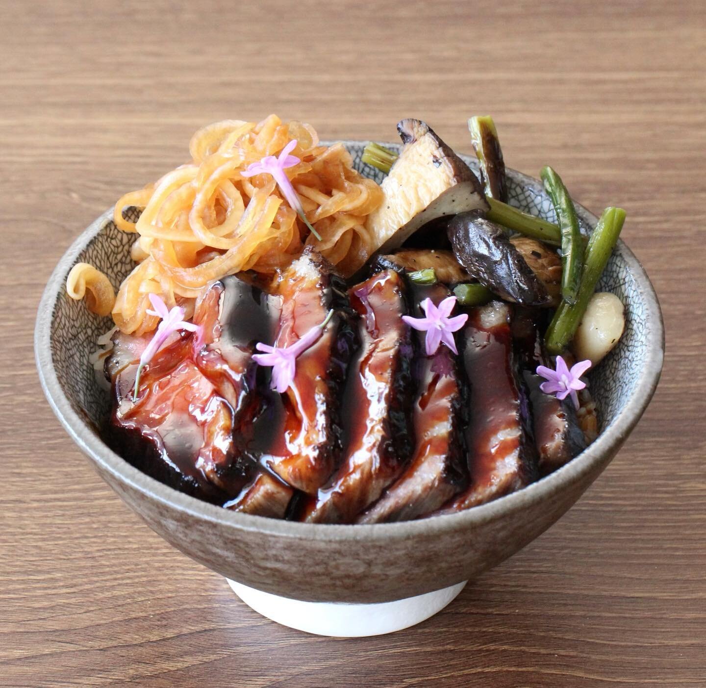 New trading hours 🙌Wednesday to Sunday 11:30am - 2:30pm, 5pm - 9pm (last orders at 8:30pm) Walk-Ins Only ❤️ 

Photo: 12hr Smoked Karubi Don

#uncledon #uncledonburi #uncledonrosalie #newtradinghours #smokedkarubi #donburi #paddingtonbrisbane #brisba