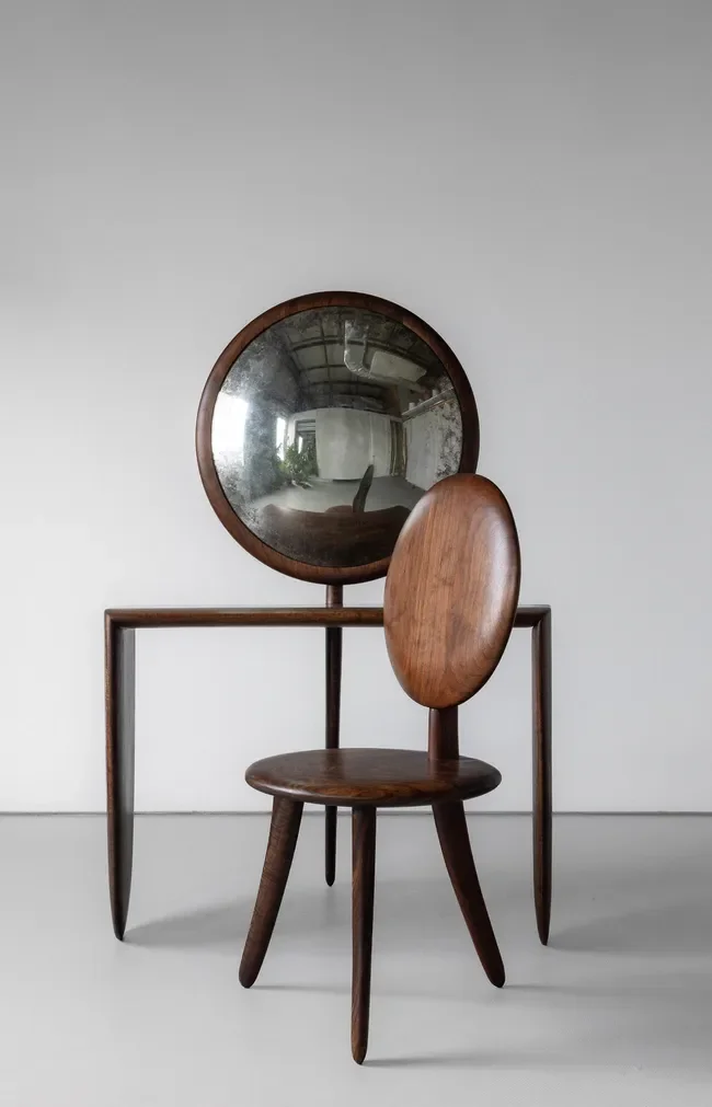 sarahmyerscoughgallery-christopher-kurtz-claude-glass-vanity-desk-2026.webp
