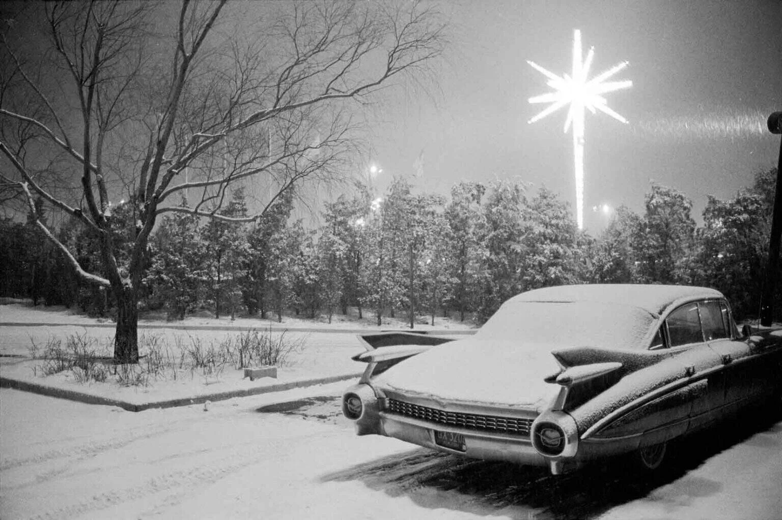 Joel-Meyerowitz-JFK-Airport-New-York-City-1968-Archival-pigment-print-1536x1023.jpg