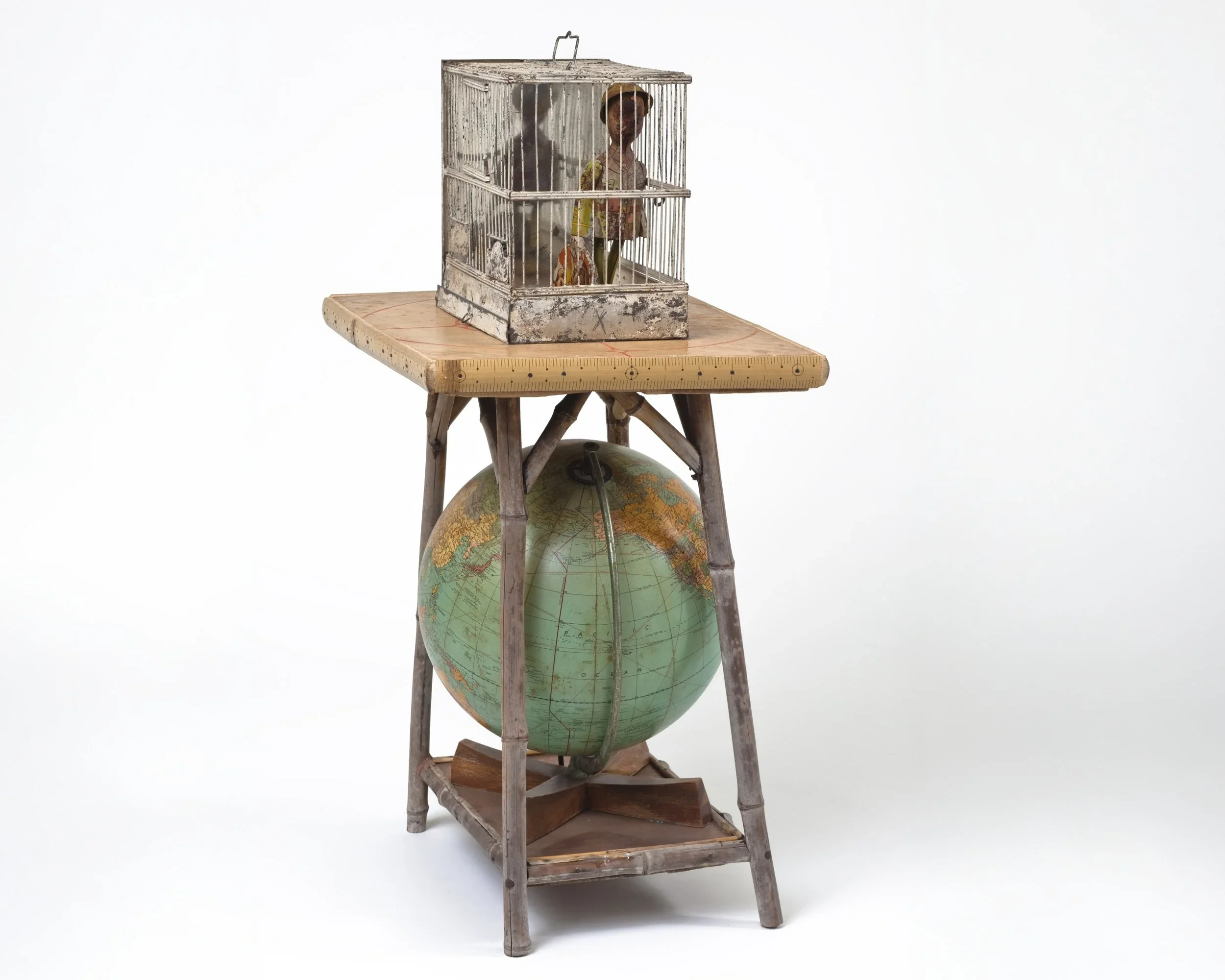 Maximillian William / Listening to Objects