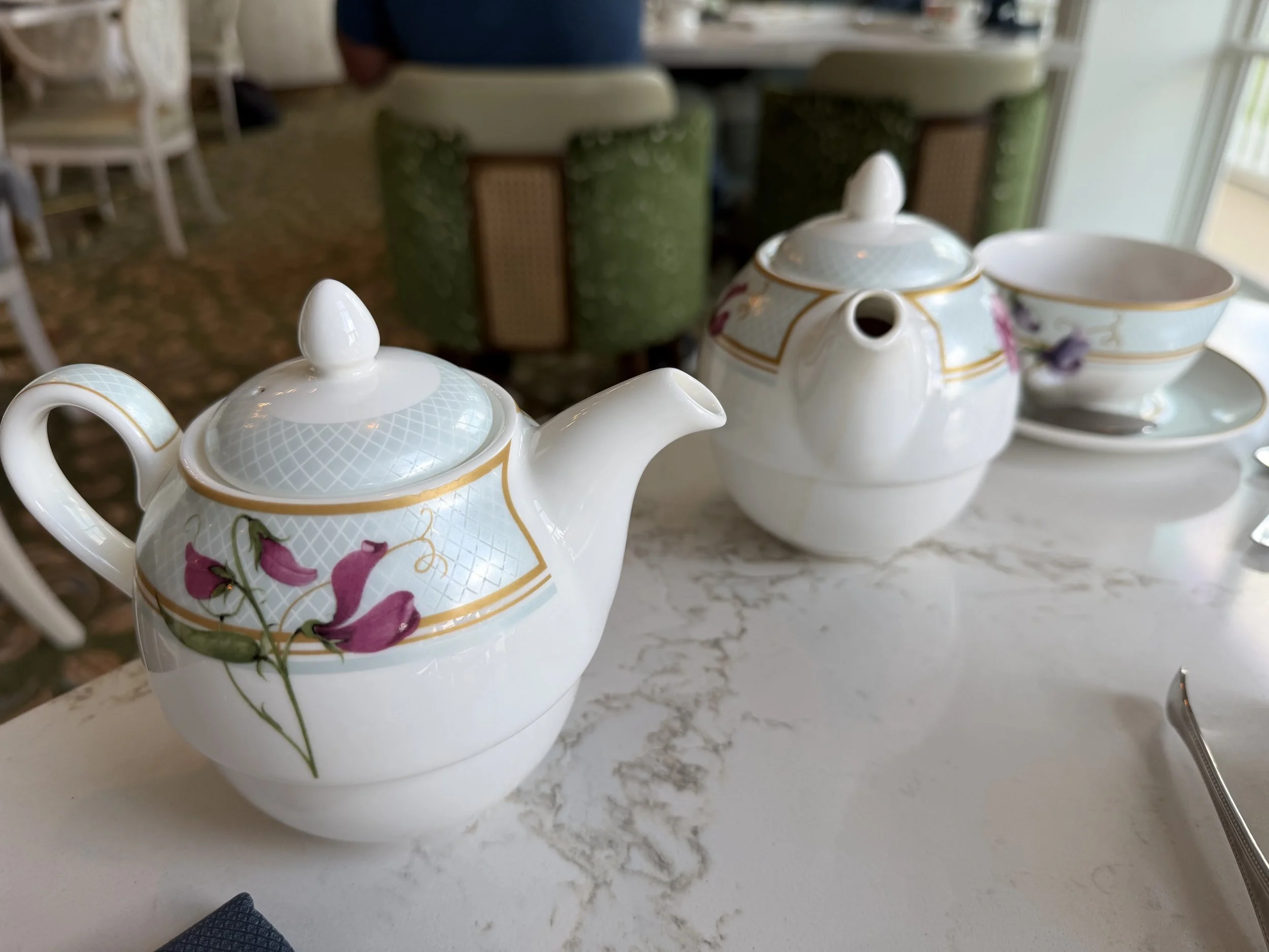 Garden View Lounge Tea Pots