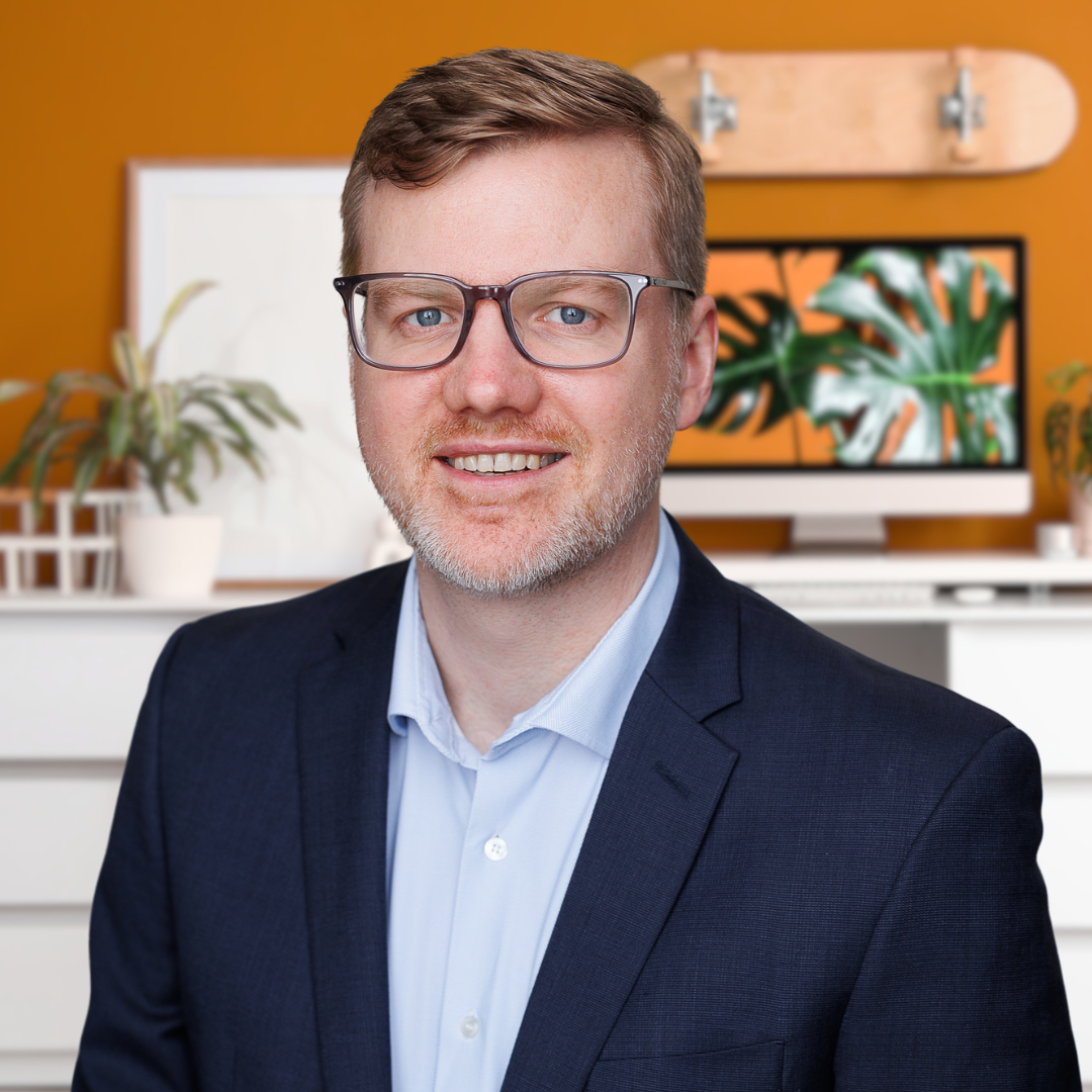 Head-shot of Andy Thompson