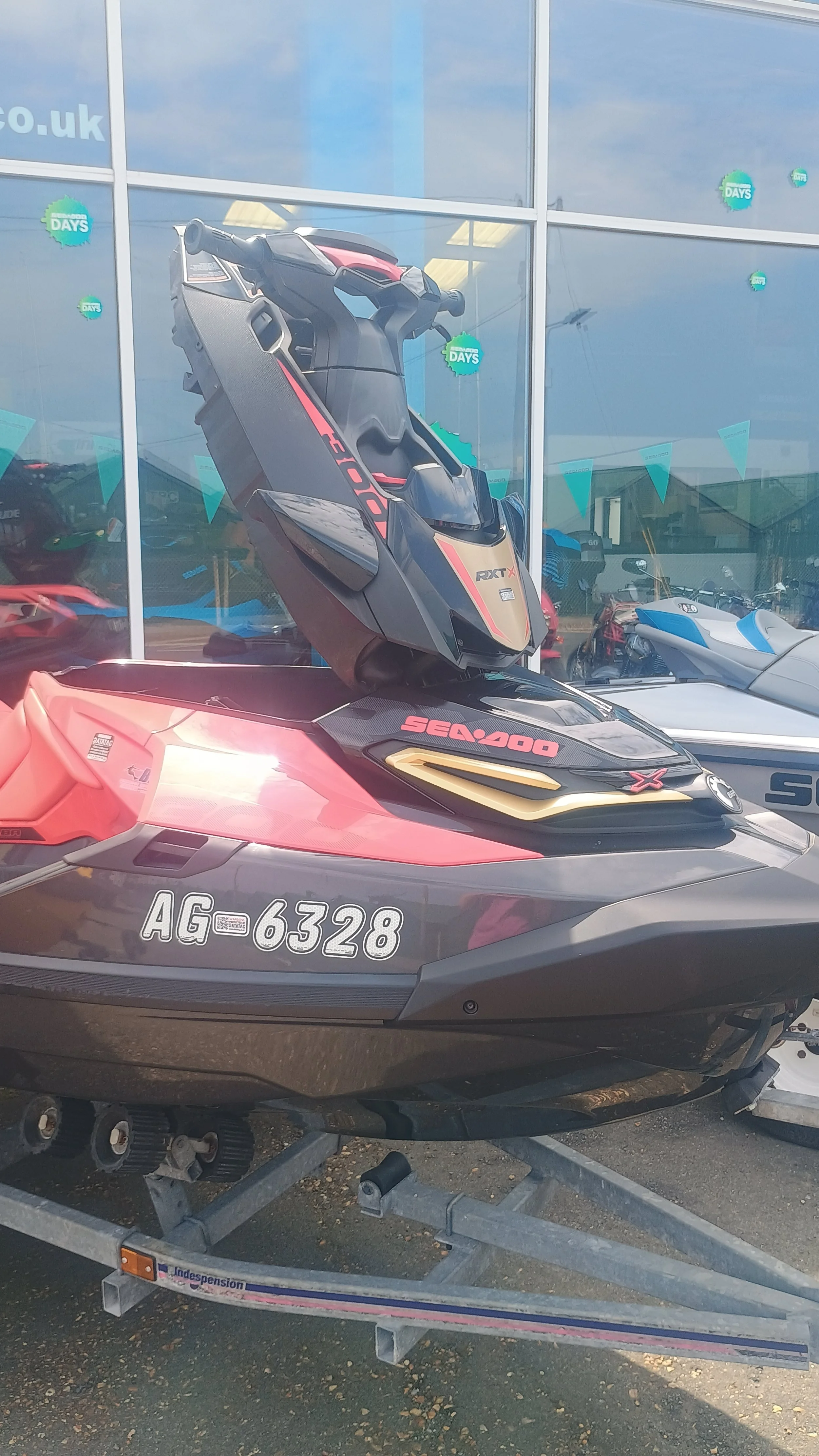RXT300.jpg