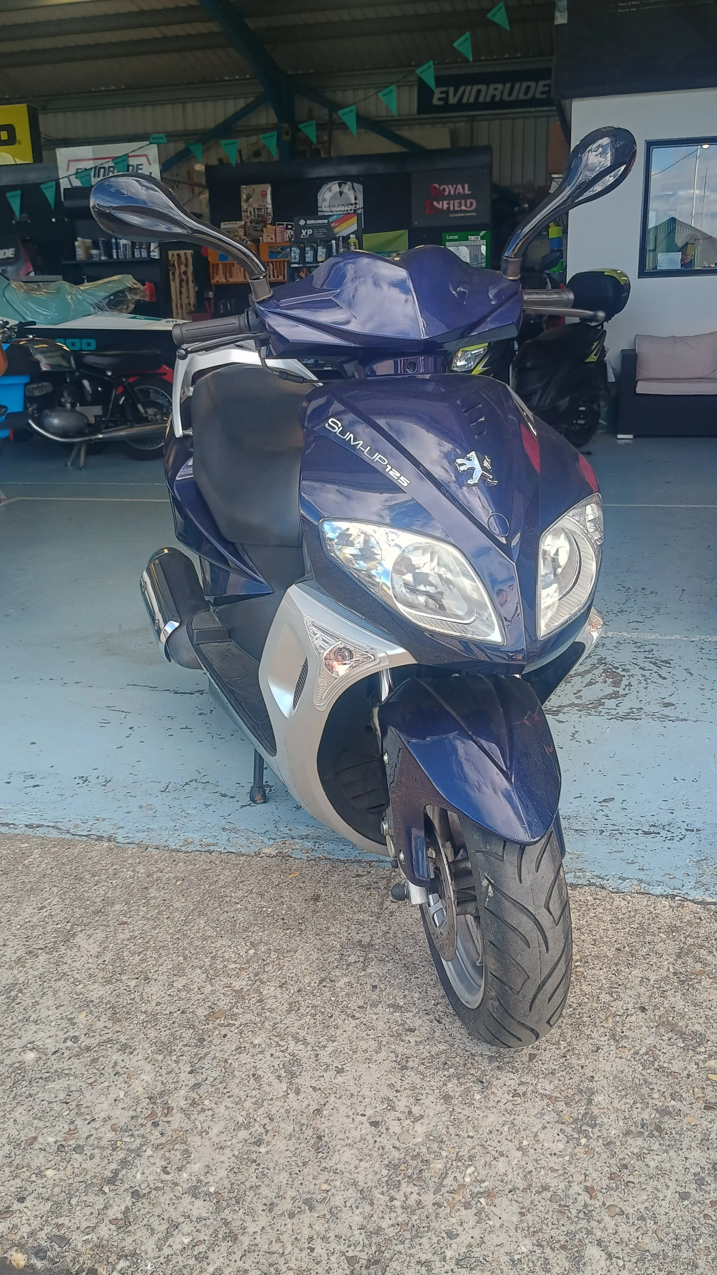 peugeot 125.jpg