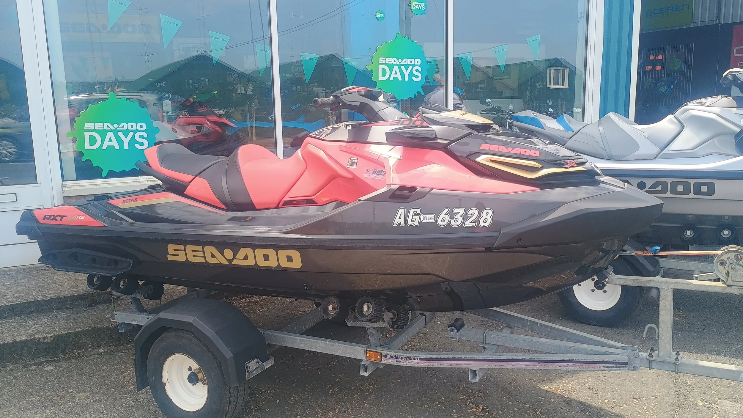 RXT300 2.jpg