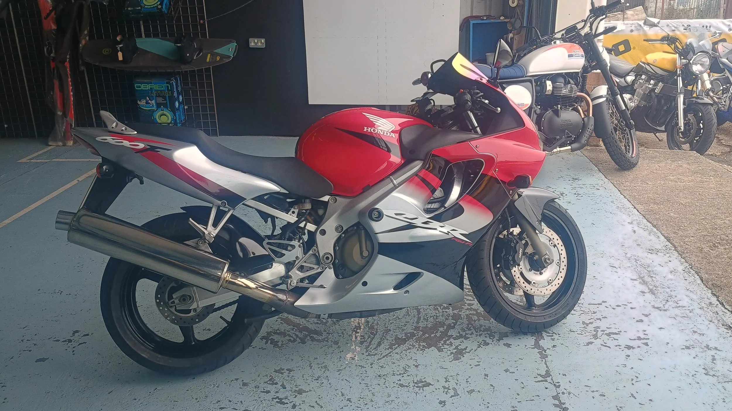 cbr 600 3.jpg