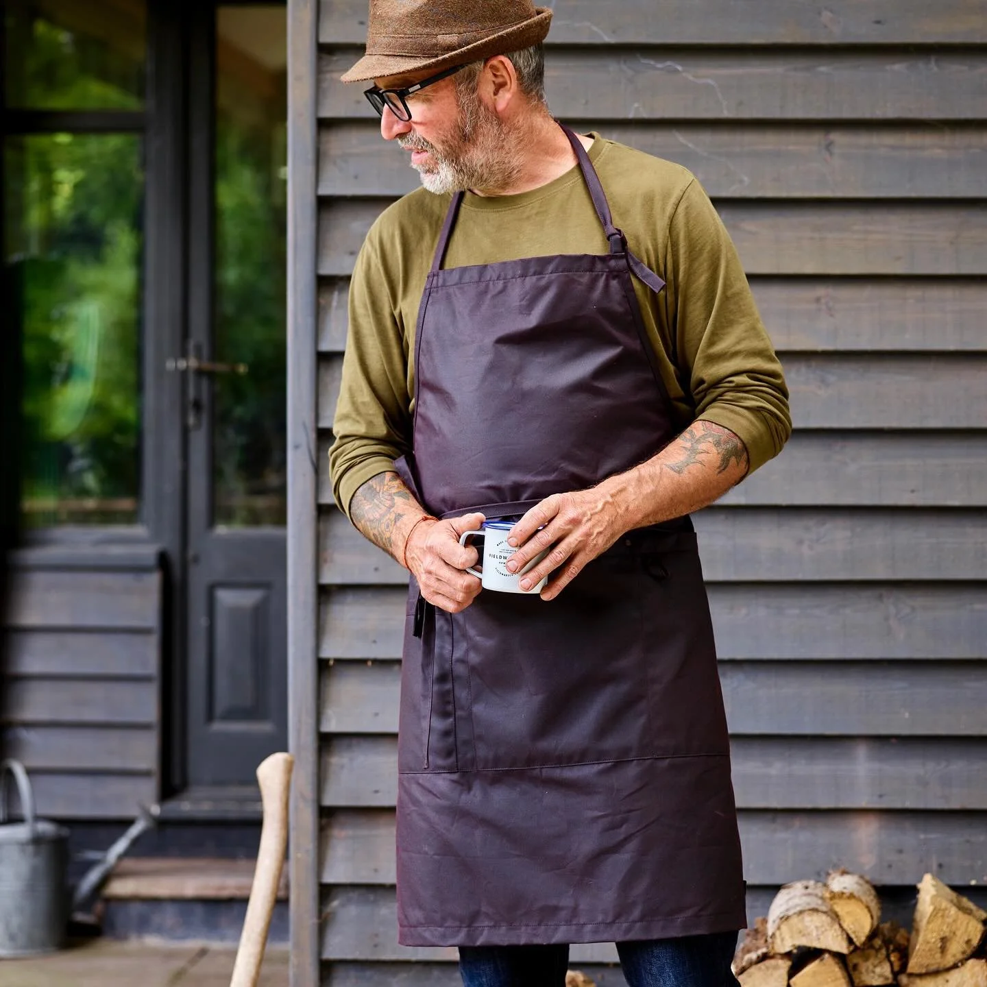 💕💕💕COMPETITION 💕💕💕

Forget roses and chocolates&hellip; win something they&rsquo;ll actually love! 

We&rsquo;re giving away one of our beautiful waxed cotton aprons in Blushing Modern Sloe.
The perfect Valentine&rsquo;s Day gift!❤️

Competitio