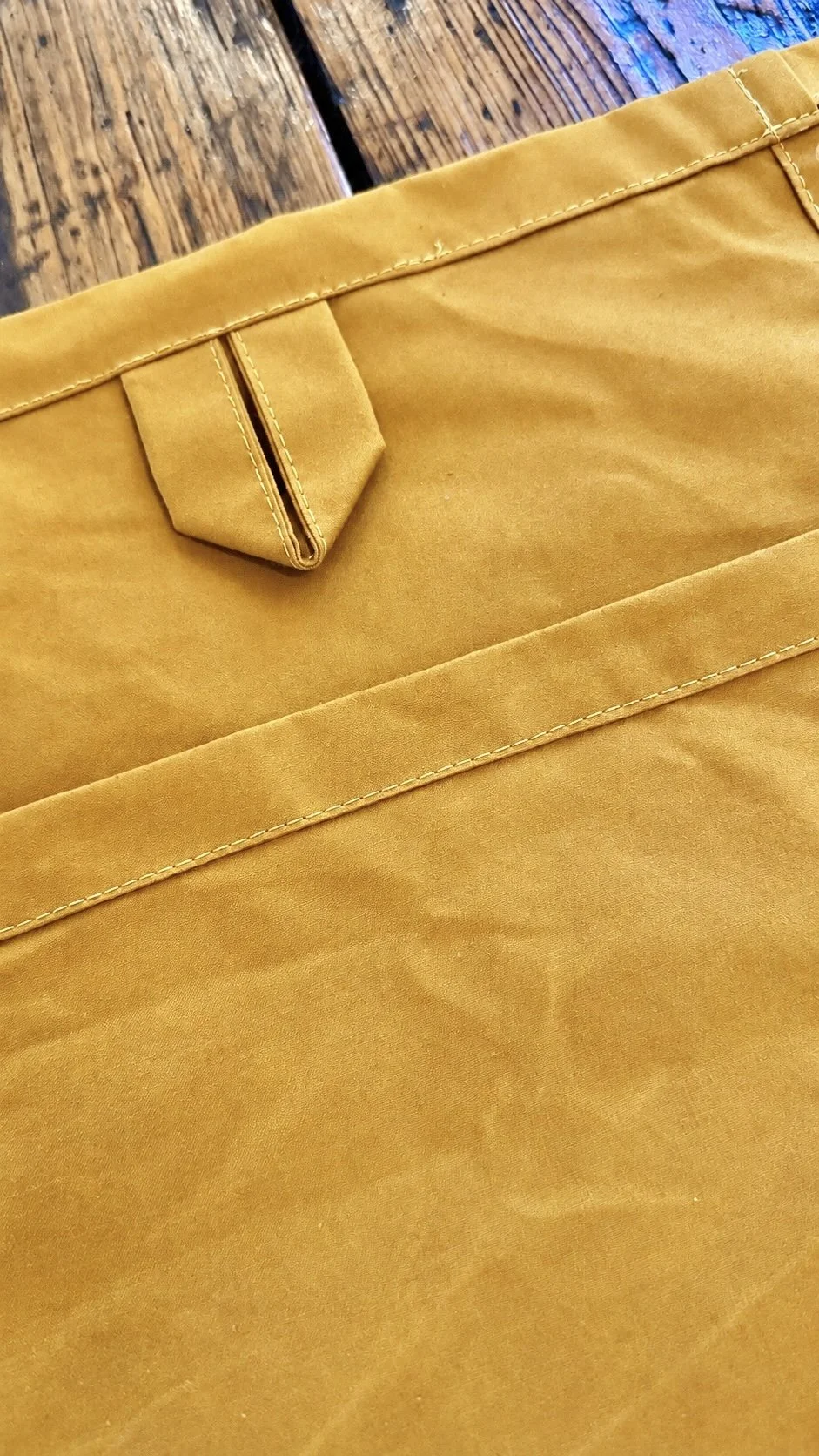 Utility waist - Mustard detail.jpg