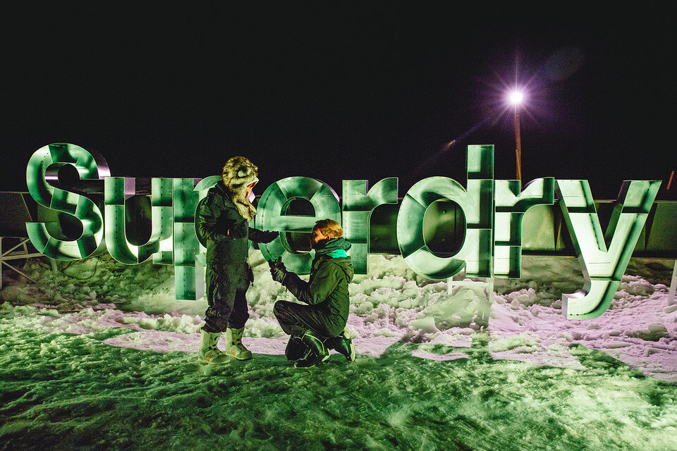 marriage_proposal_snowbombing_201405_website_image_eygx_standard.jpg