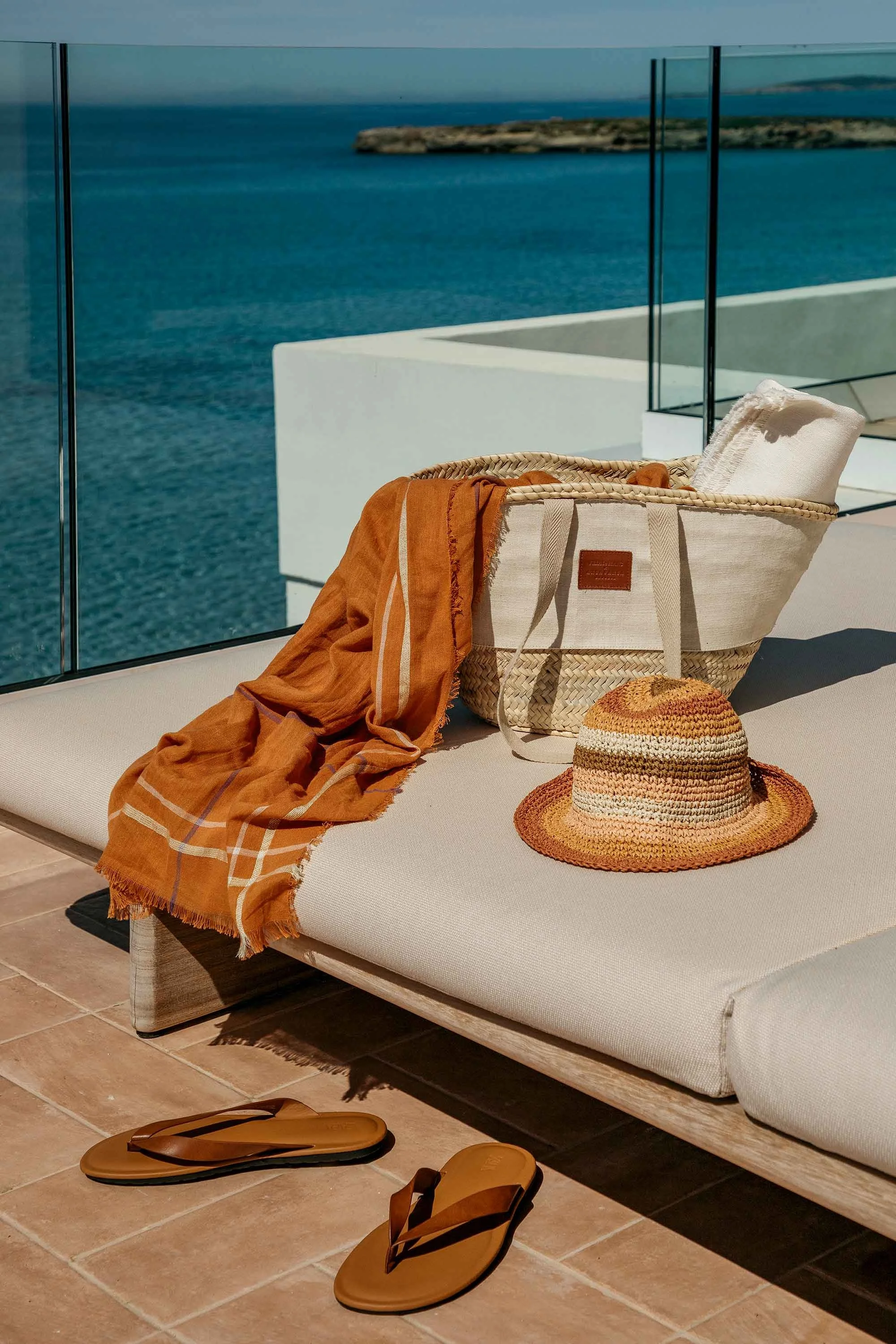 GranMeliaVillaLeBlanc-Master-Suite-SwimUp-Private-Pool-178-detail.jpg