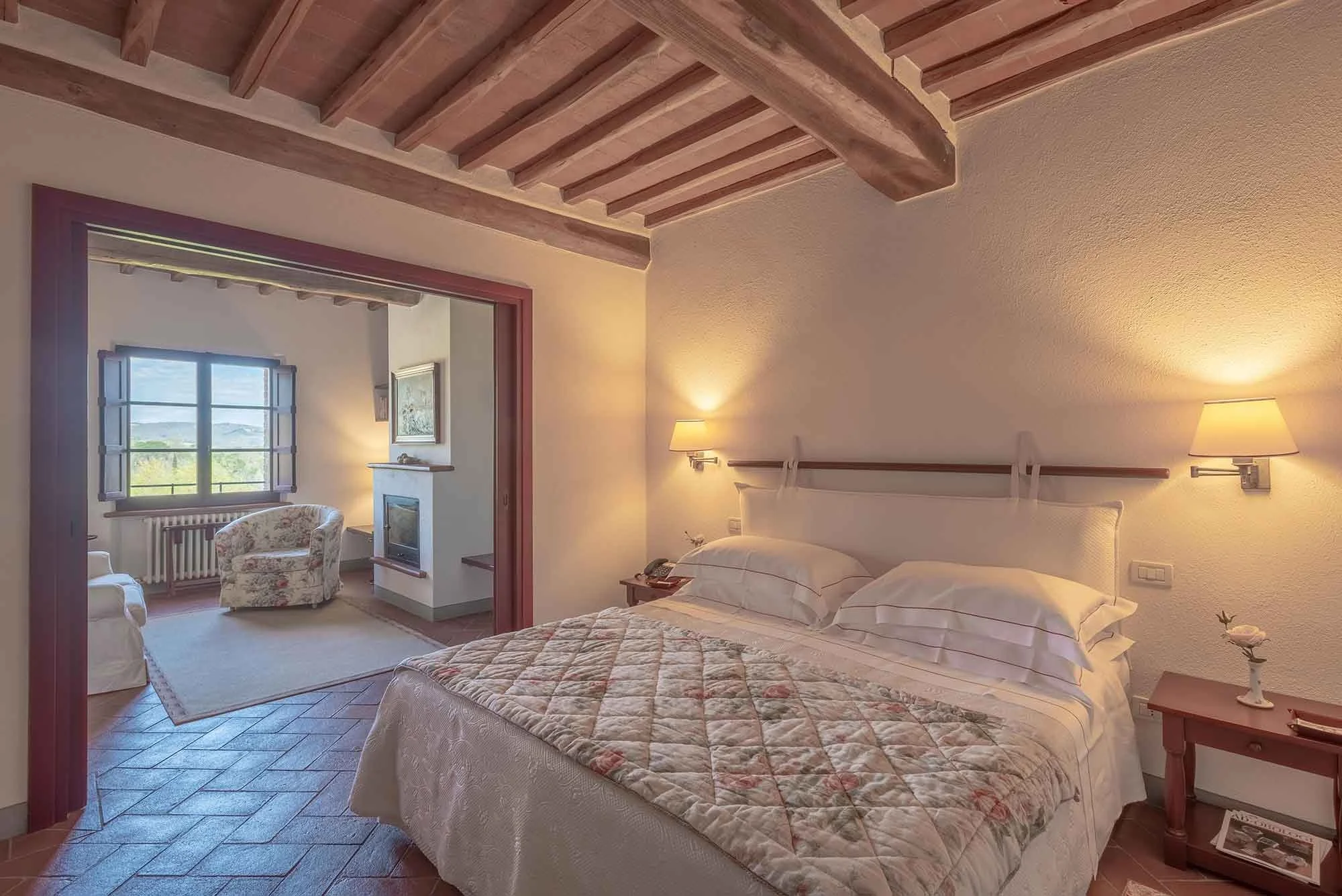 Hotel-Le-Fontanelle---Deluxe-Room-#2.jpg