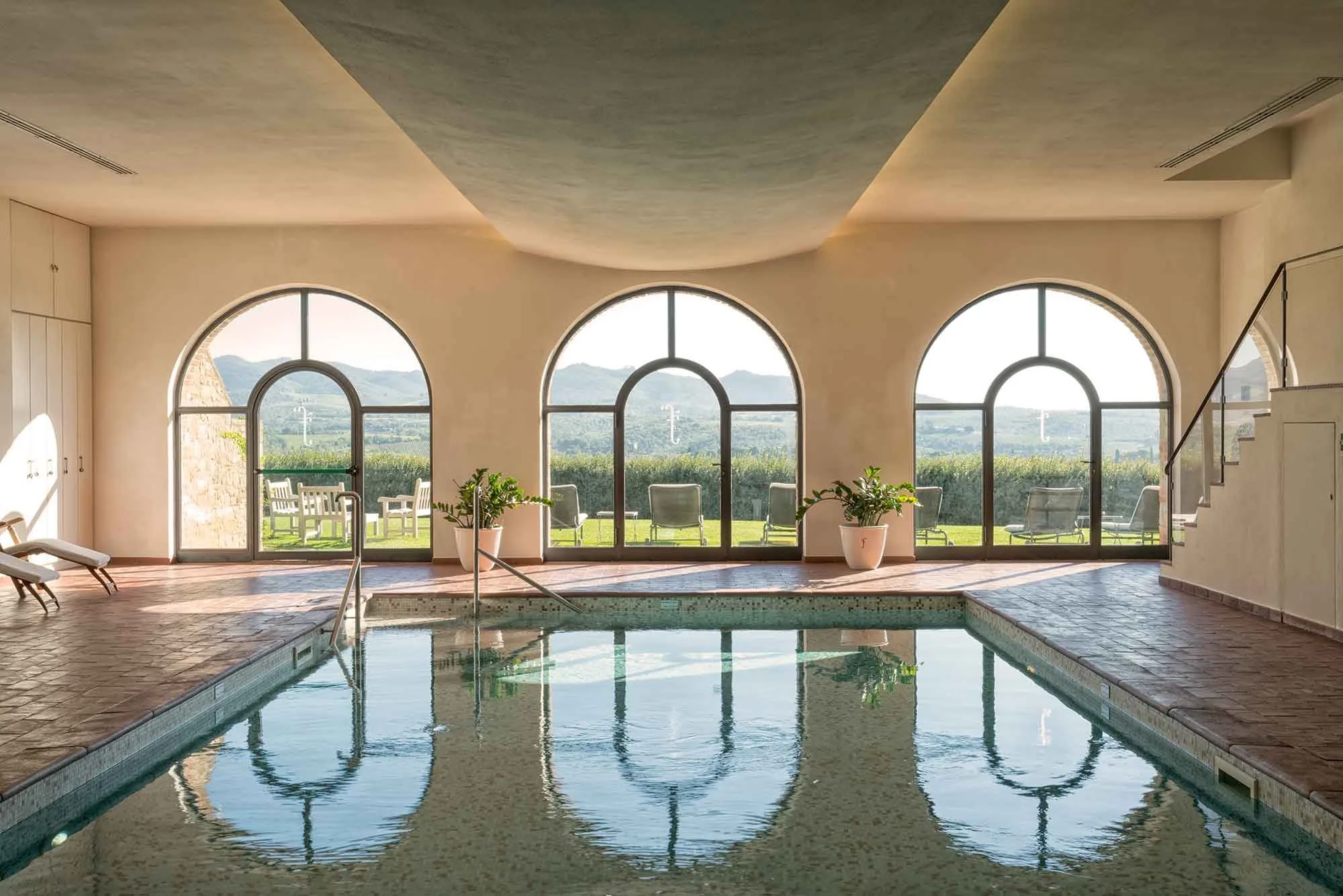 Hotel-Le-Fontanelle---Indoor-heated-Swimming-Pool-#5.jpg