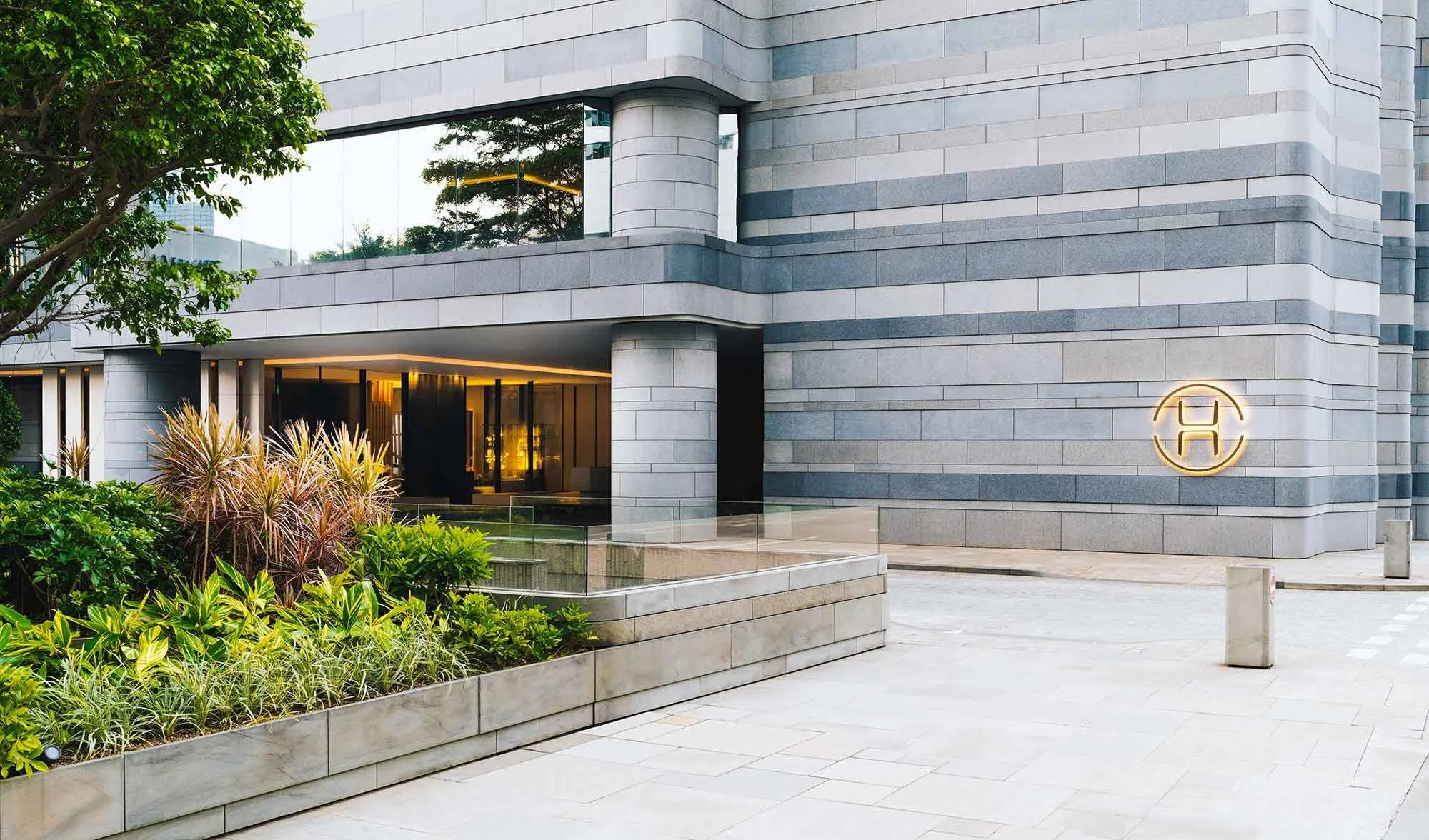 2.-The-Upper-House_Exterior.jpg