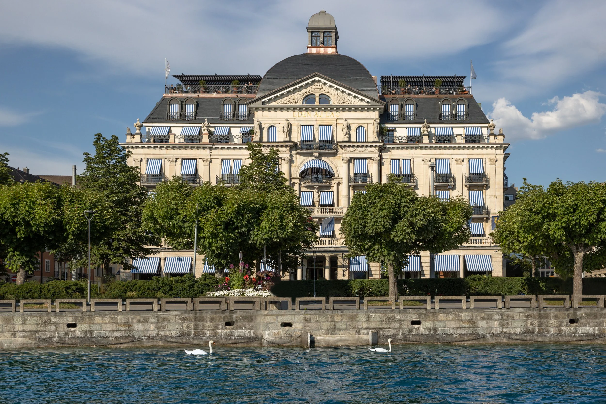 La-Réserve-Eden-au-Lac_Exterior.jpg