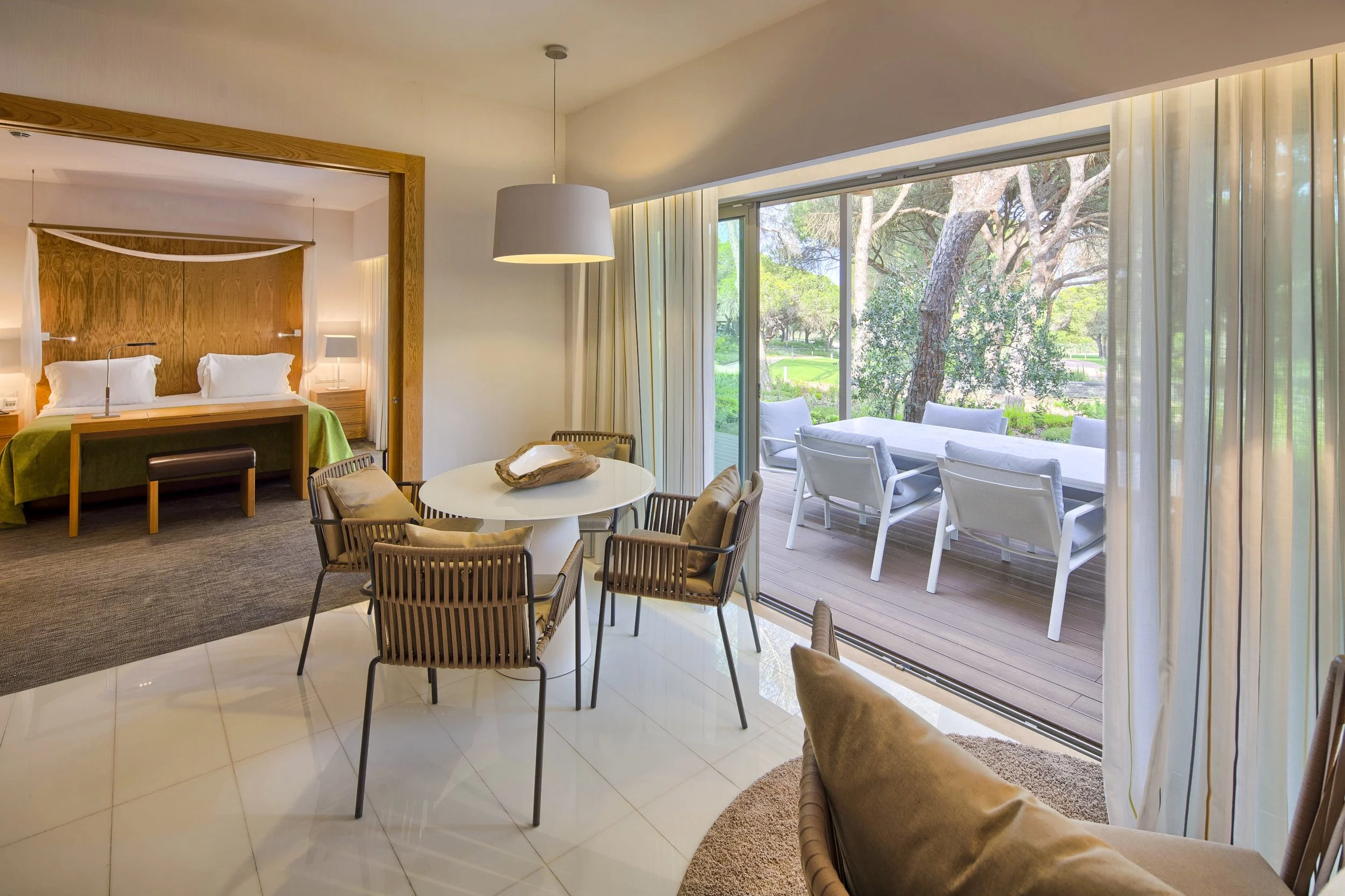 Deluxe Garden Suite _ Single Floor.jpg