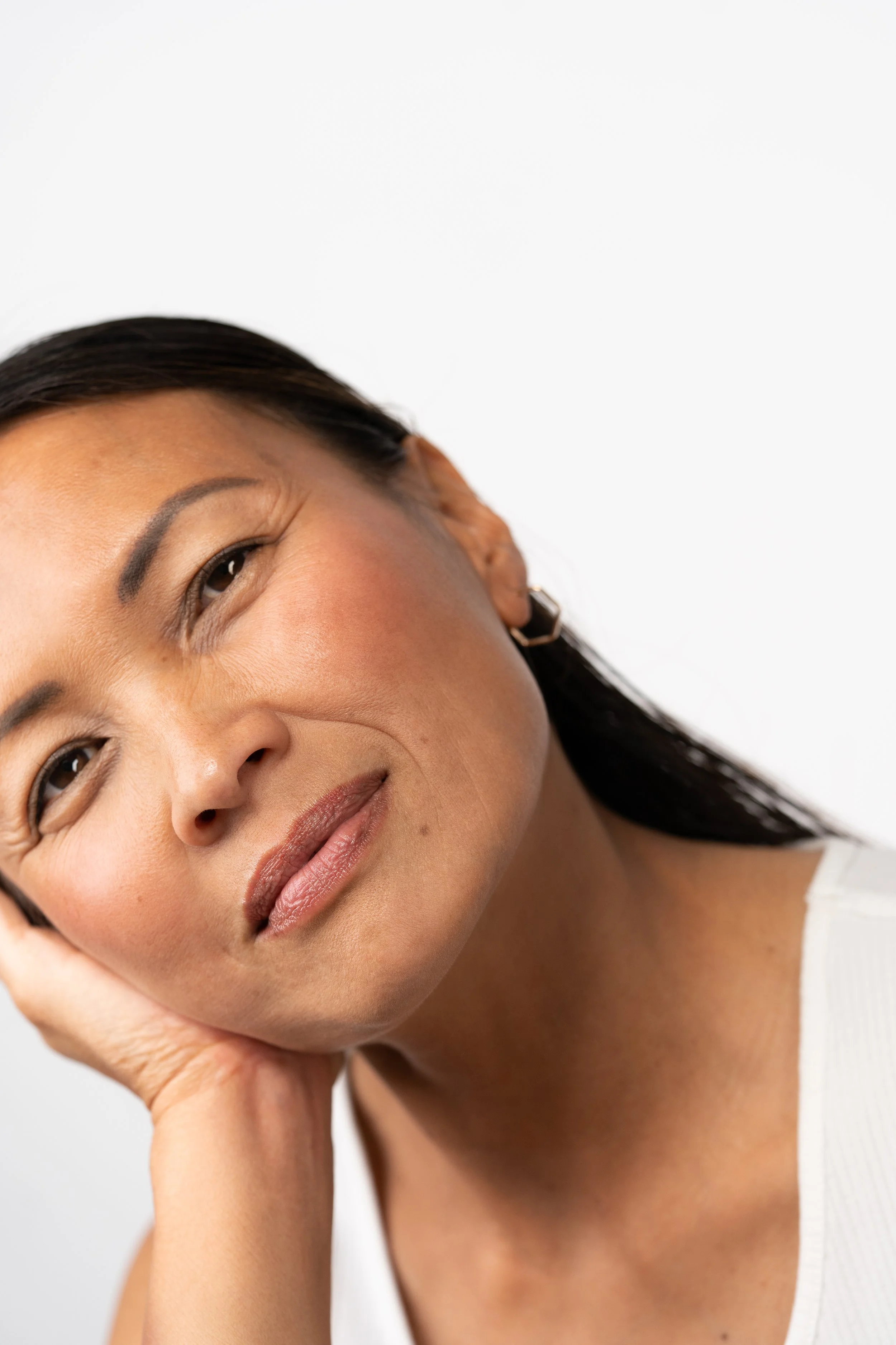 Portrait Devi Tensiolift 01.jpg