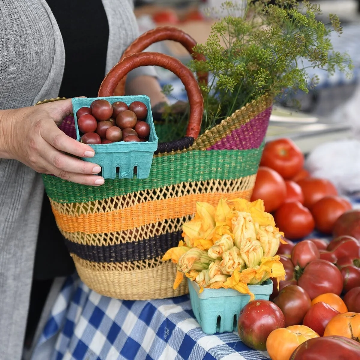 Shopping local and buying fresh produce, especially at the @opfarmersmarket, is always on my weekly to-do list. Finding real ingredients and imagining new recipes is more than a job for me &mdash; it's creativity and love all wrapped up in one.

#sho