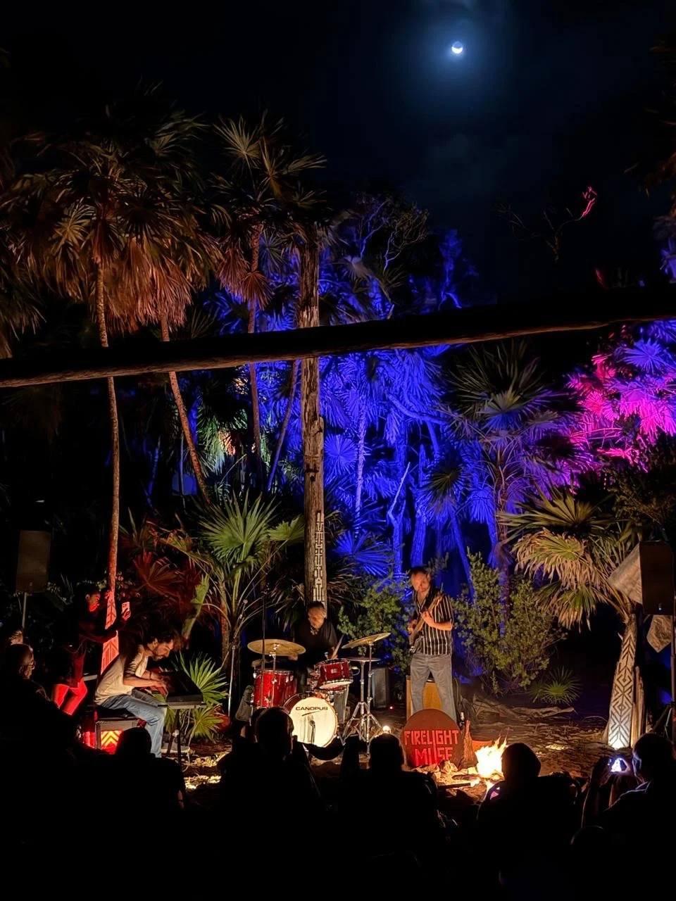 What a memorable night! Playing on the beach in front of a fire. Firelight Muse is an extremely worthy organization deserving of support and they are doing wonderful things for local musicians here in the Yucat&aacute;n region of Mexico. 

Tonight is