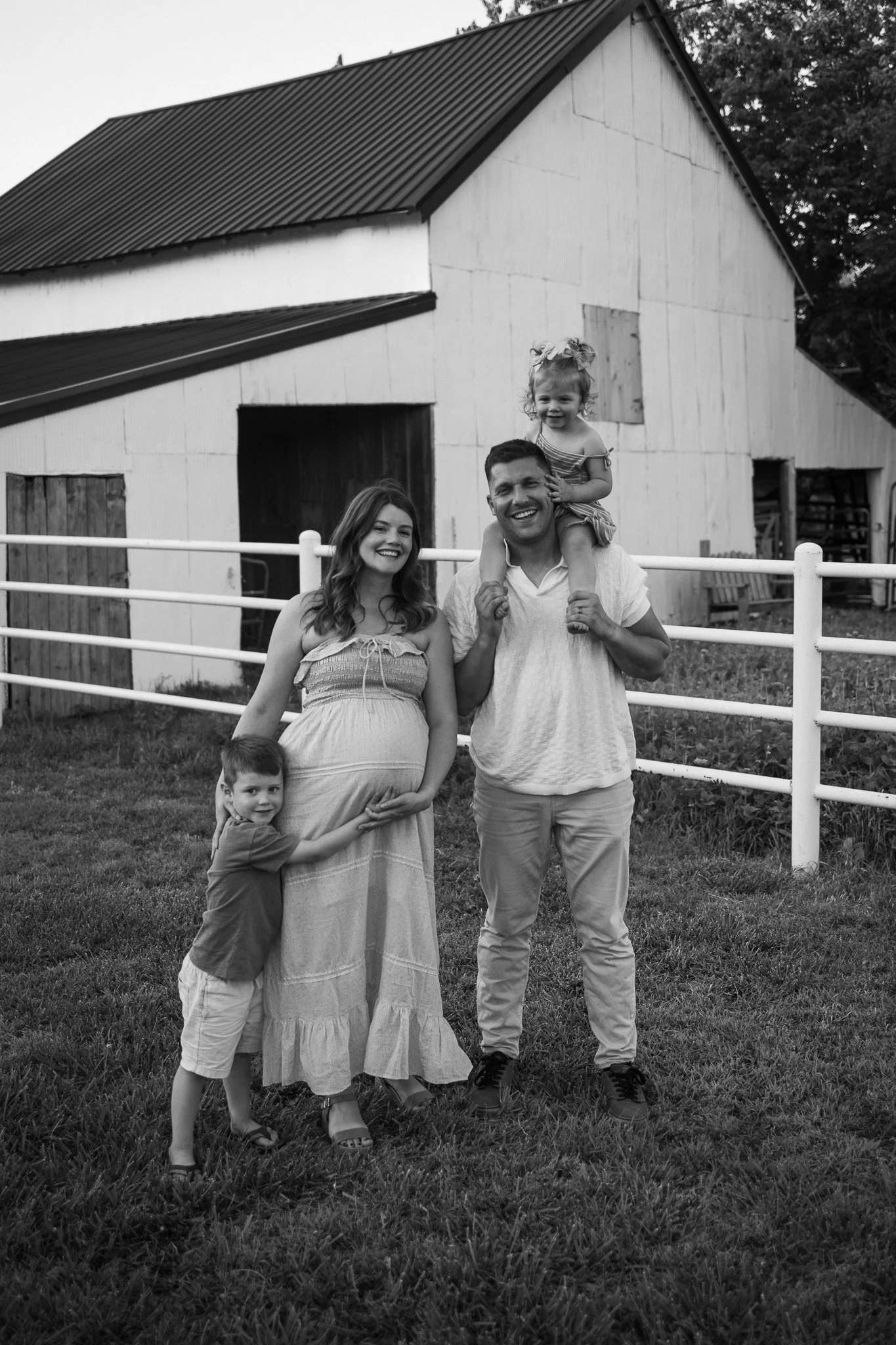 webBWHowellmaternity2026.166.jpg