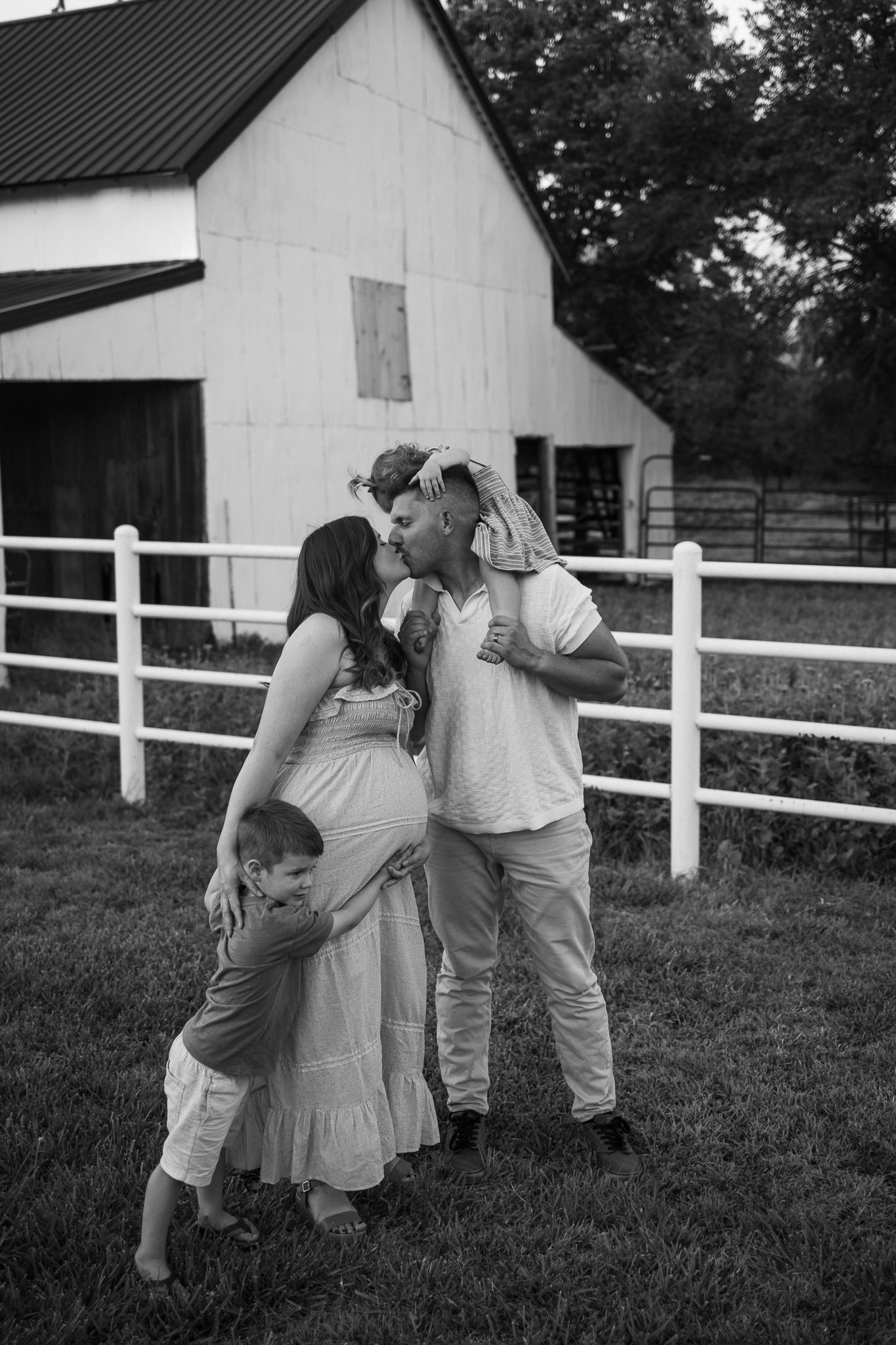 webBWHowellmaternity2026.168.jpg