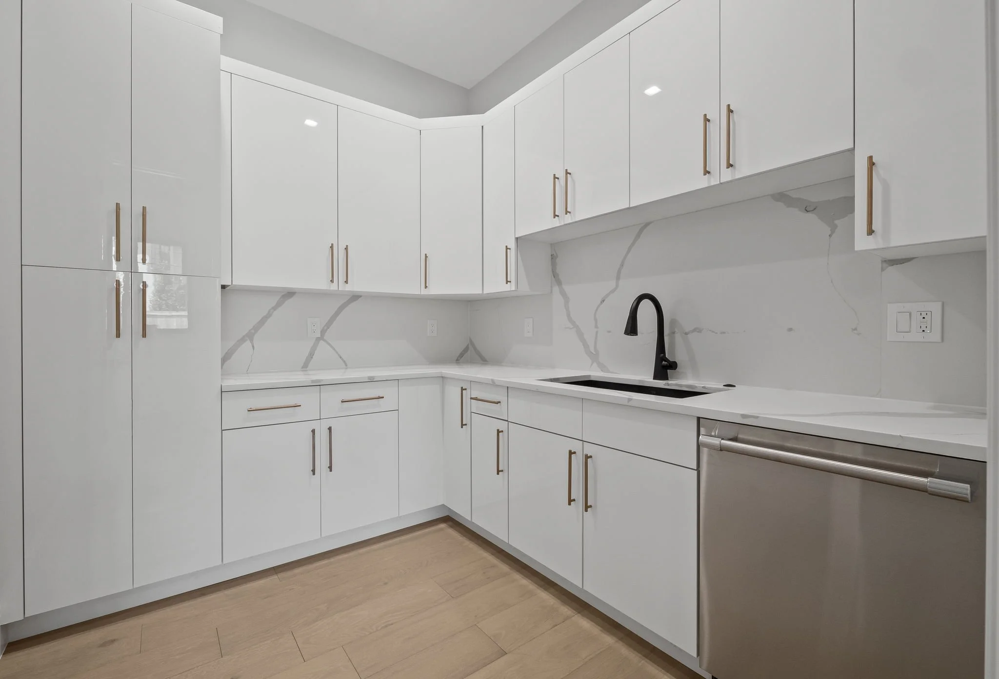 20-web-or-mls-_2155976.jpg