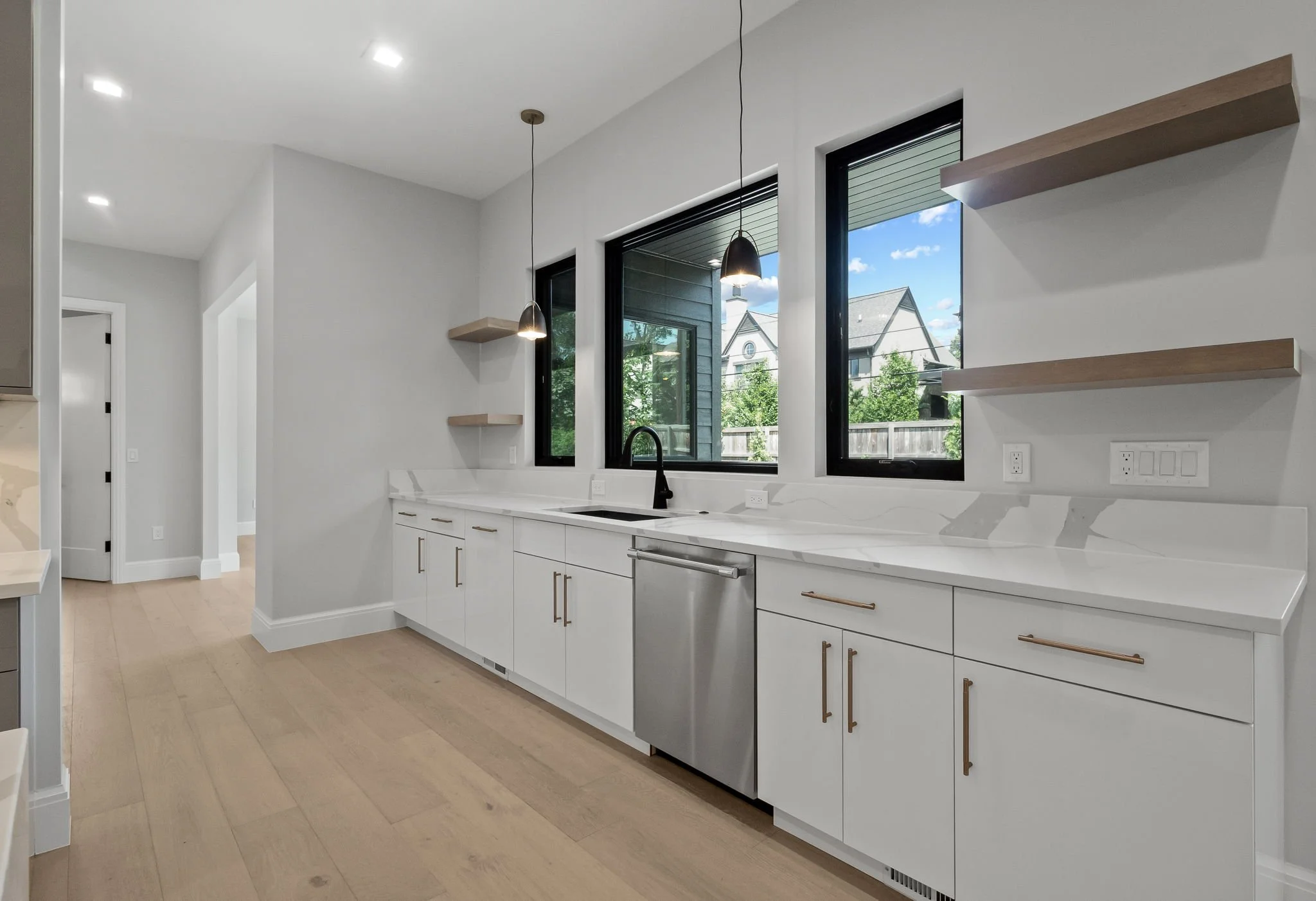 18-web-or-mls-_2155967.jpg