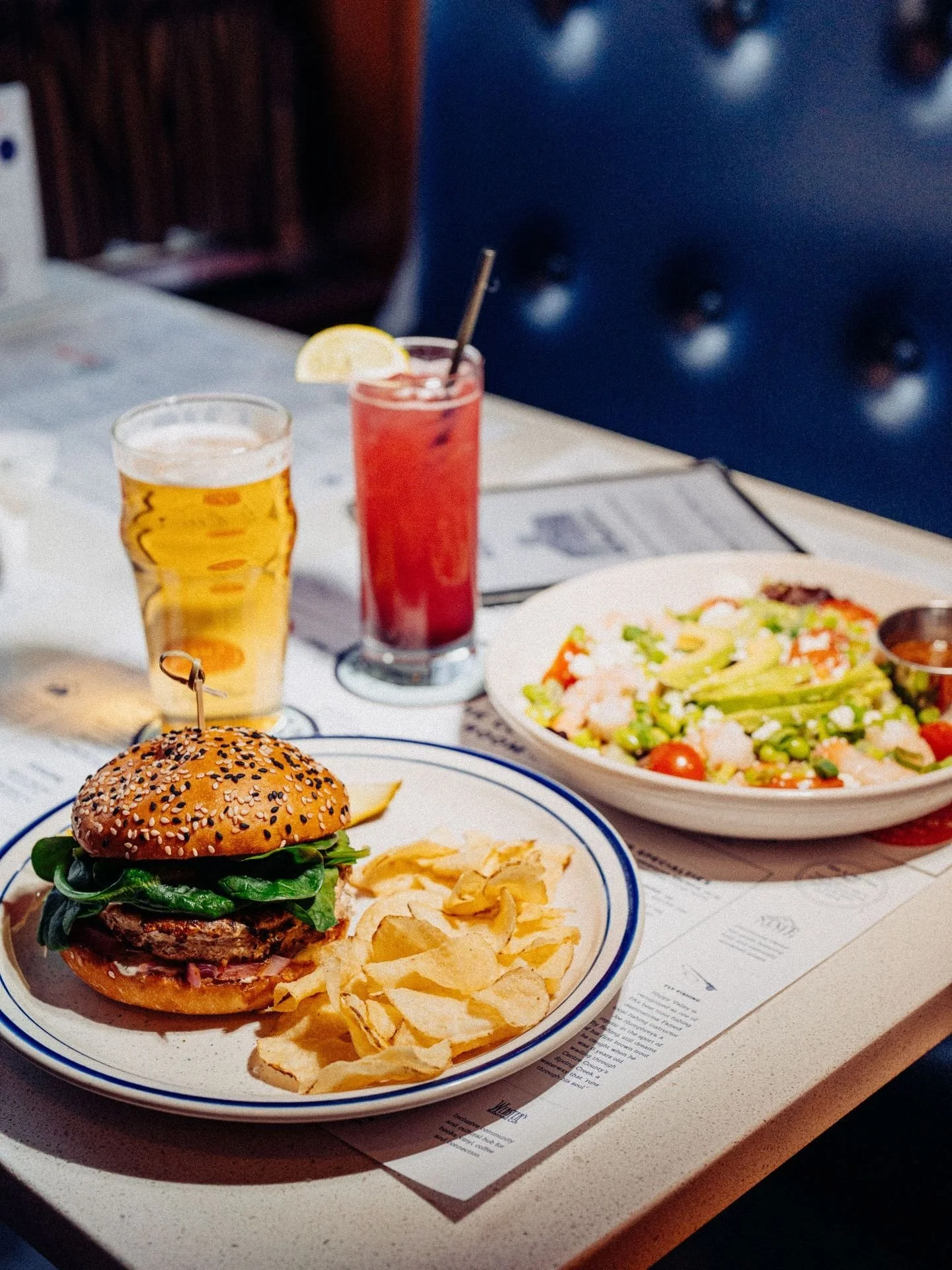 Happy Friyay 🥳  Burger it up with a pint or refreshing lemonade!

Eat the photos:
 🍔 Turkey Burger
 🥗 Quinoa Power Bowl
 🥪 Tuna Salad Sandwich (100th Anniversary Throwback!) with a side of Garden Salad

#cornerroom #downtownstatecollege #foodie #