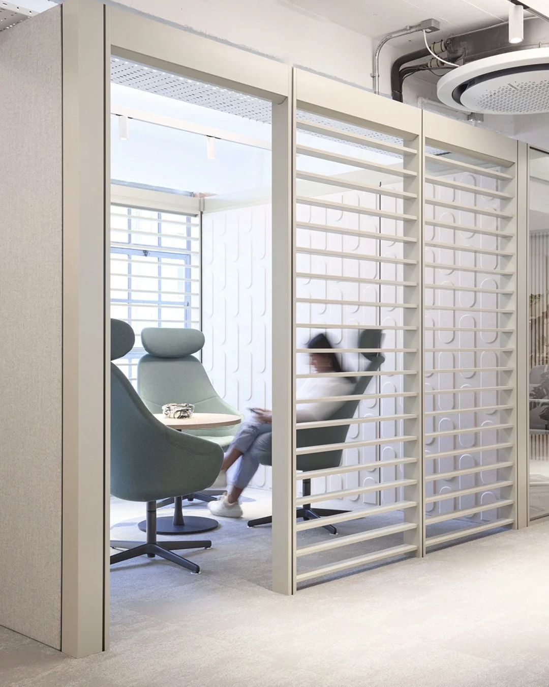 Think. Focus. Reset. Because great ideas are often born in the quiet.
&mdash;> CellPod by @senator_social
