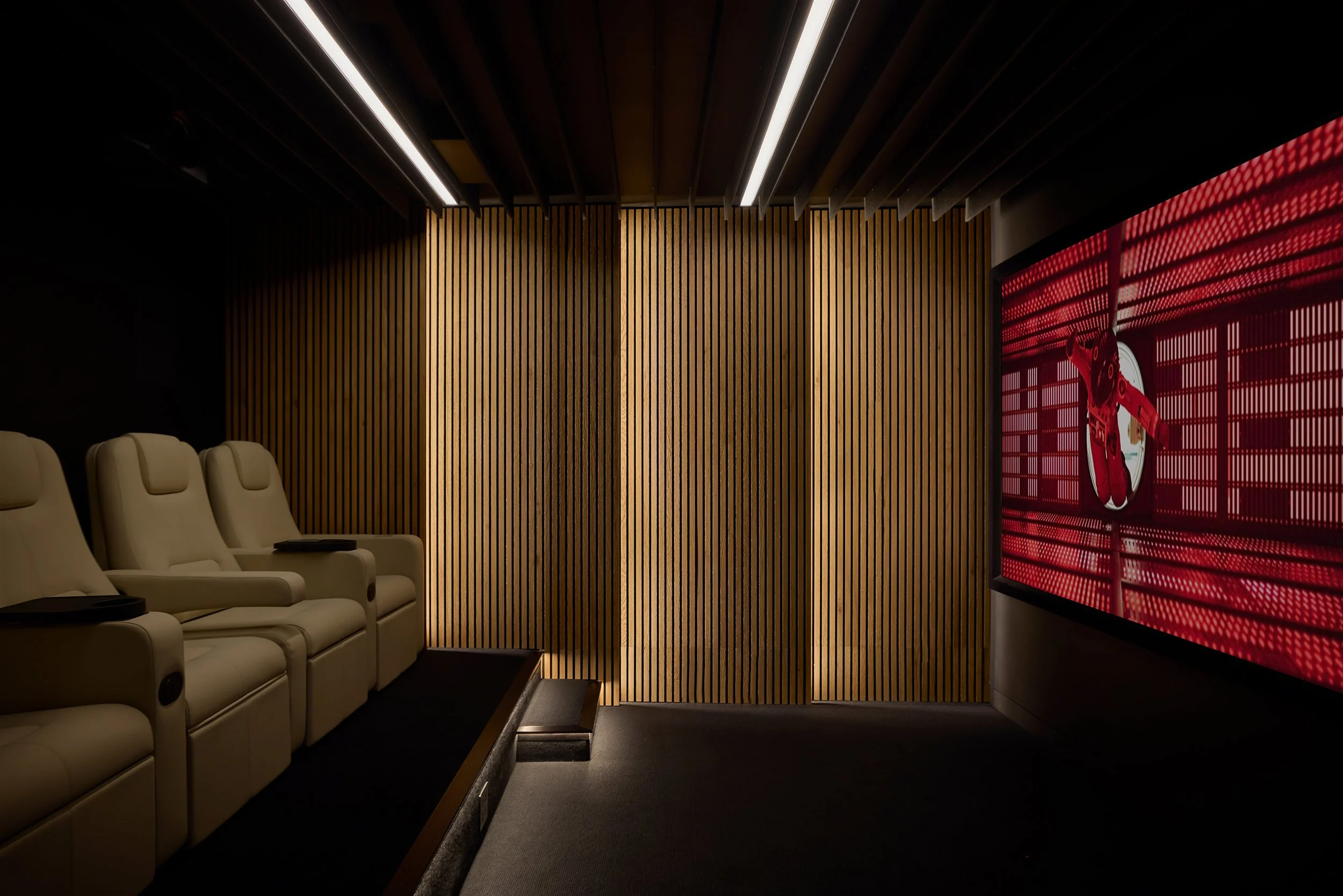 34-TEN_RESIDENTIAL_LANTERN HOUSE_THEATRE_SPACE ODYSSEY.jpg